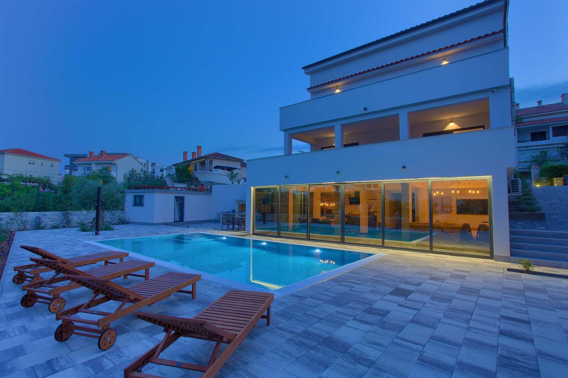 Beautiful modern Villa PHOENIX