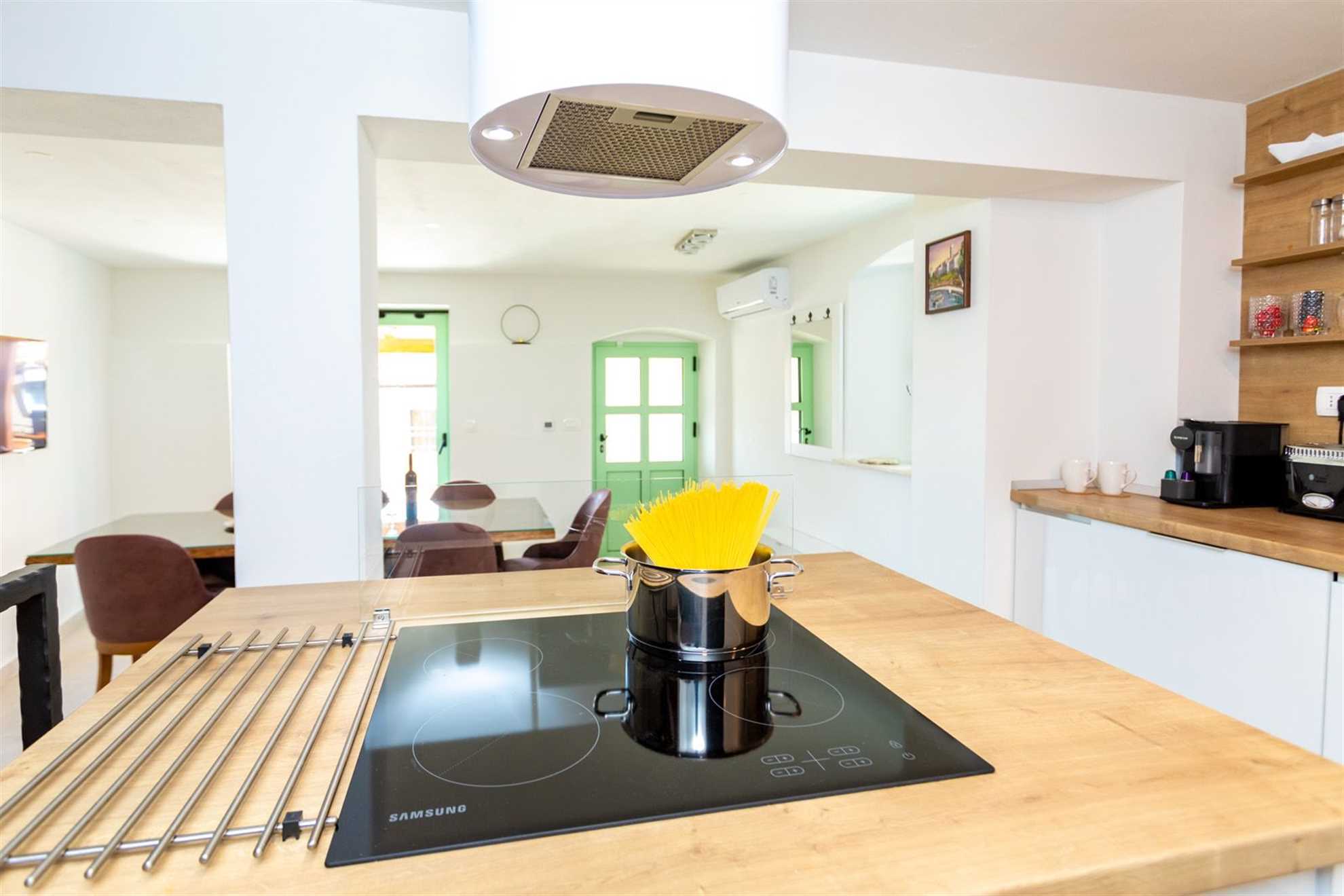 Lijepo renovirana rustikalna kuća za odmor DREAM