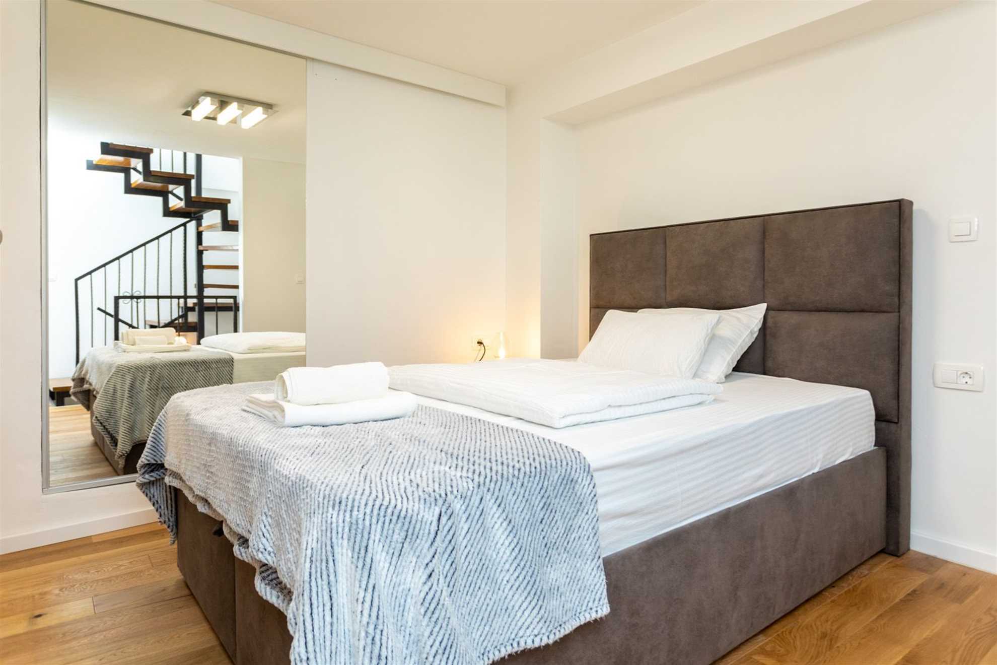 Lijepo renovirana rustikalna kuća za odmor DREAM