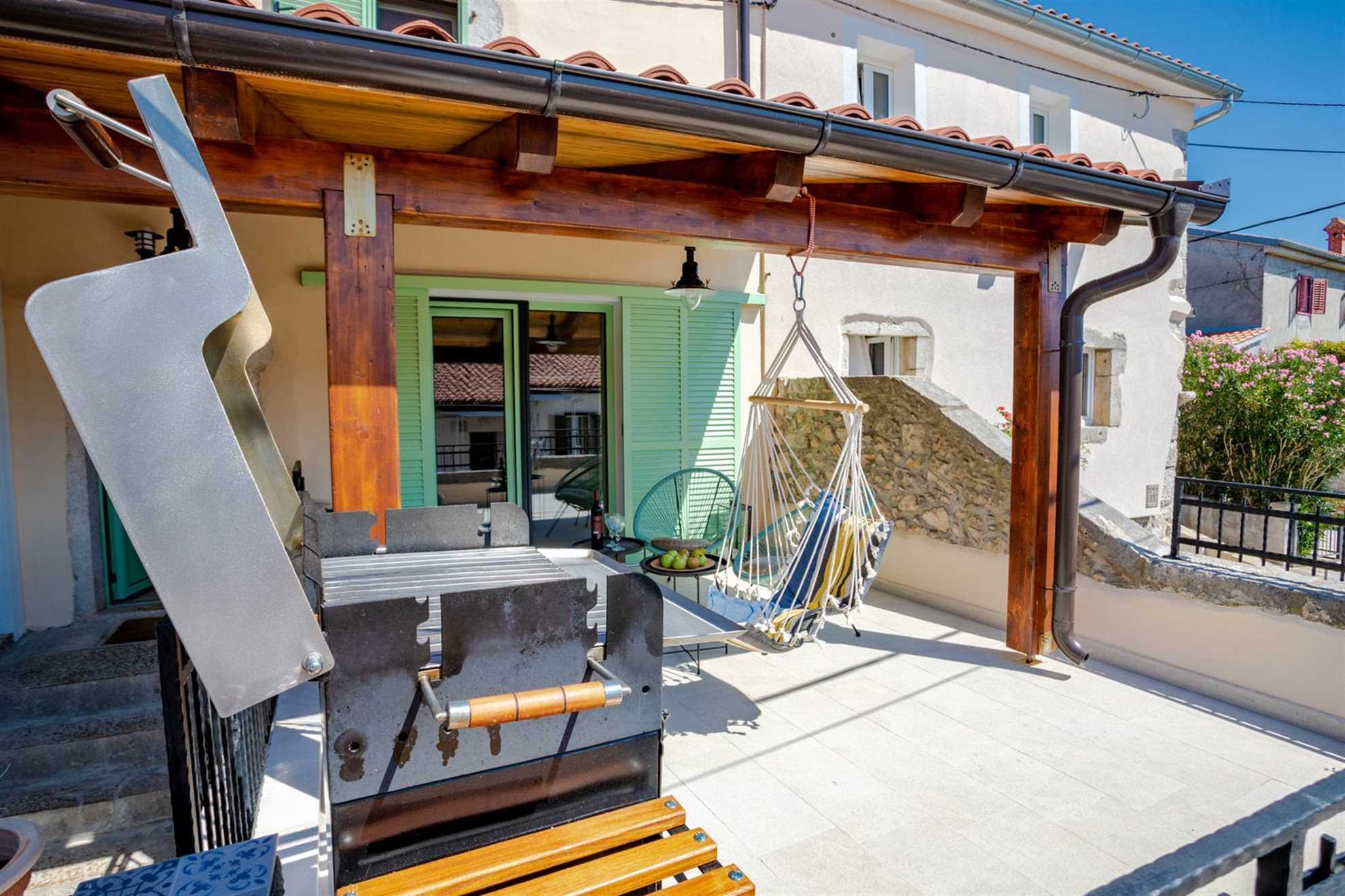 Lijepo renovirana rustikalna kuća za odmor DREAM