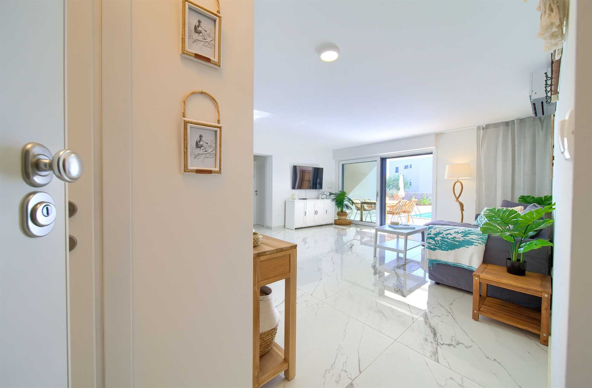 Apartment SEA LA VIE with swimming pool