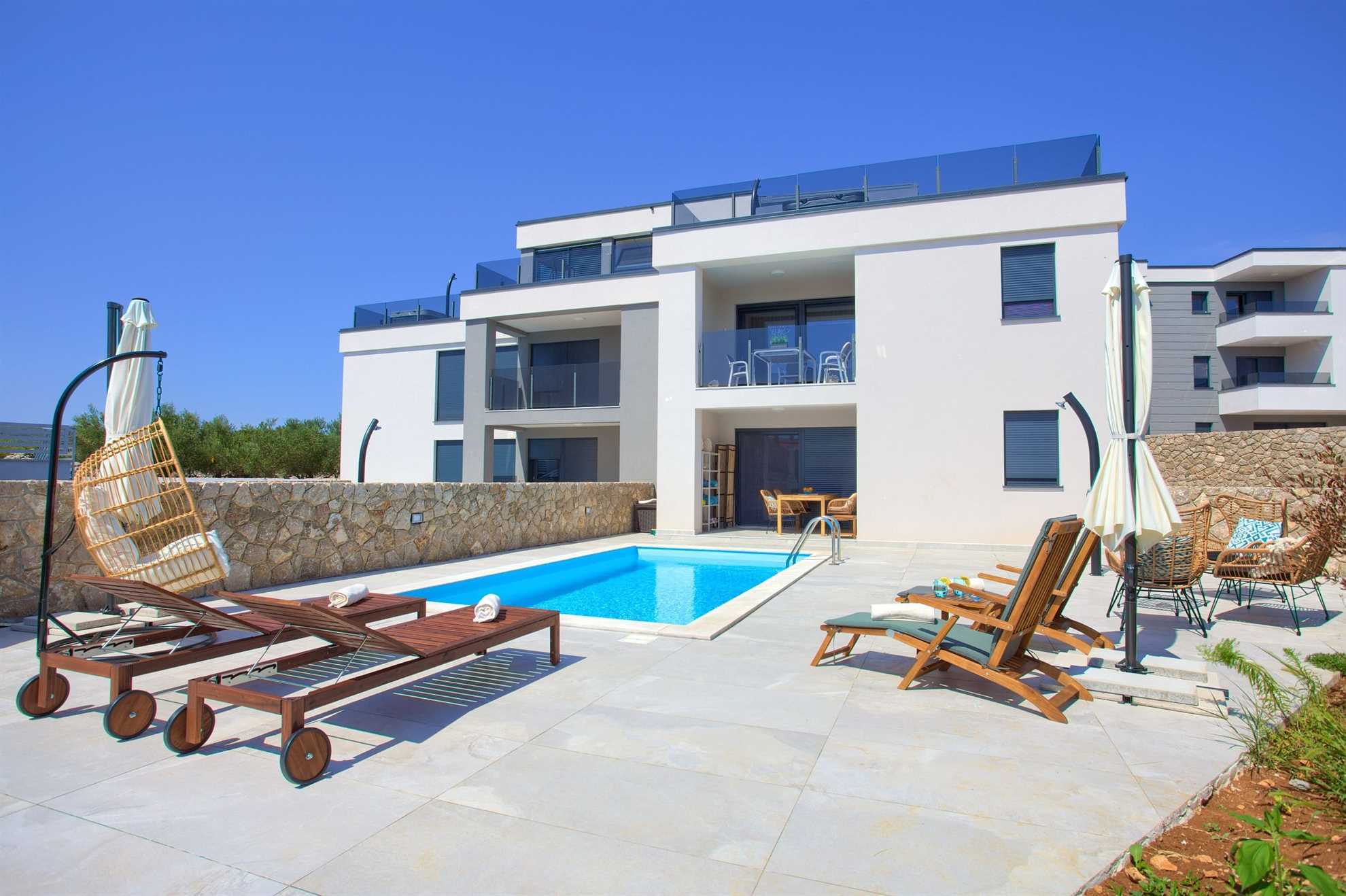 Apartment SEA LA VIE with swimming pool