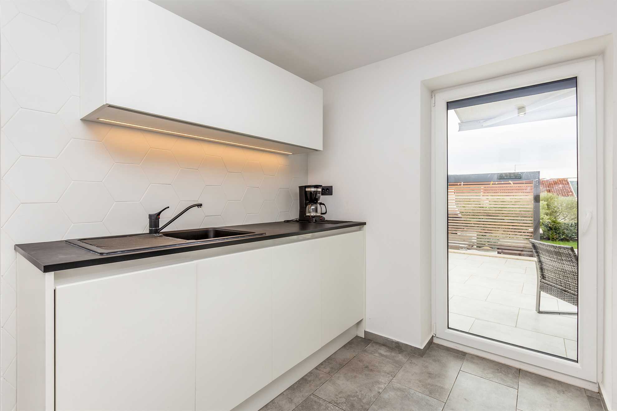 Beautiful holiday house ELEGANCE with heated pool