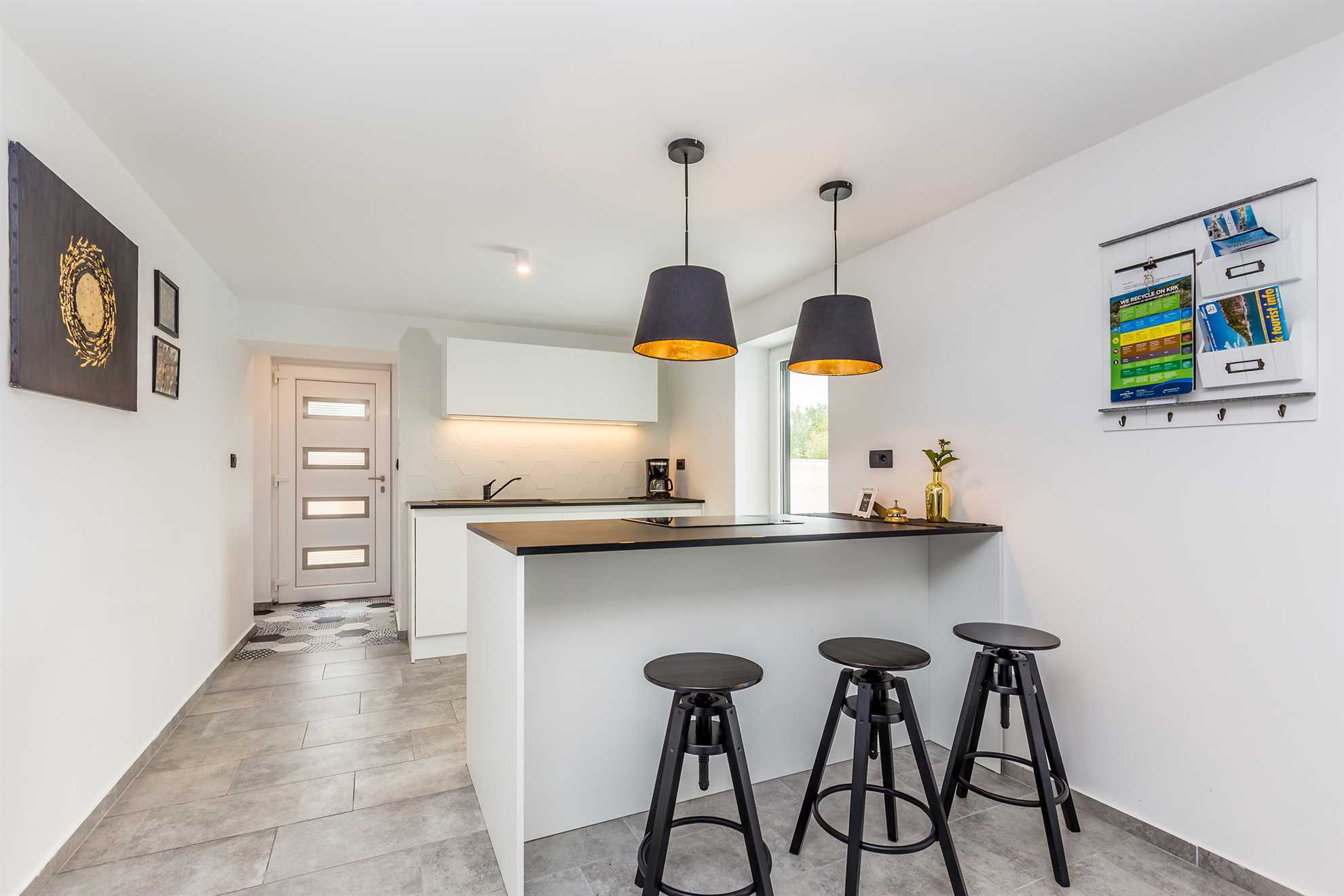 Beautiful holiday house ELEGANCE with heated pool