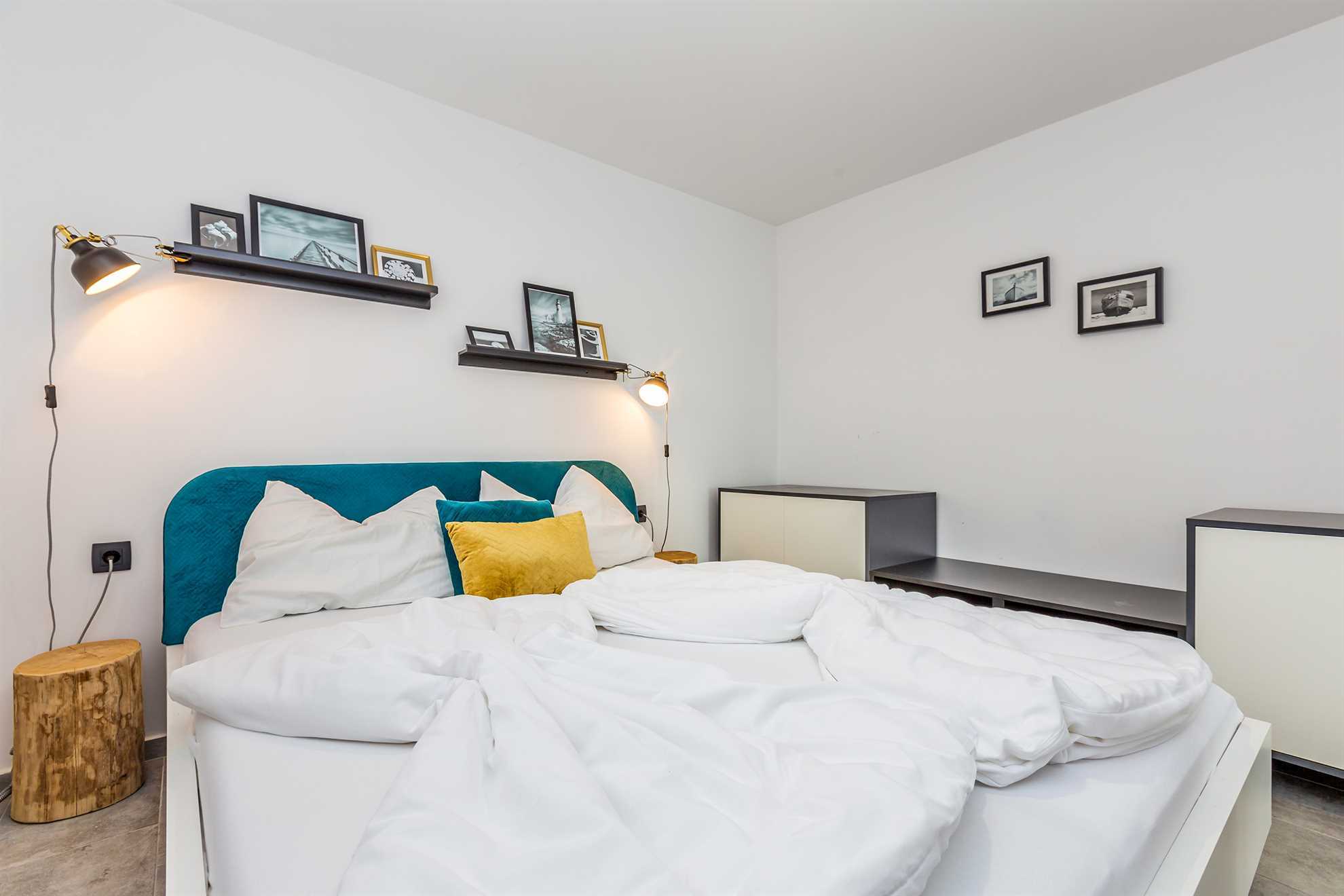 Beautiful holiday house ELEGANCE with heated pool