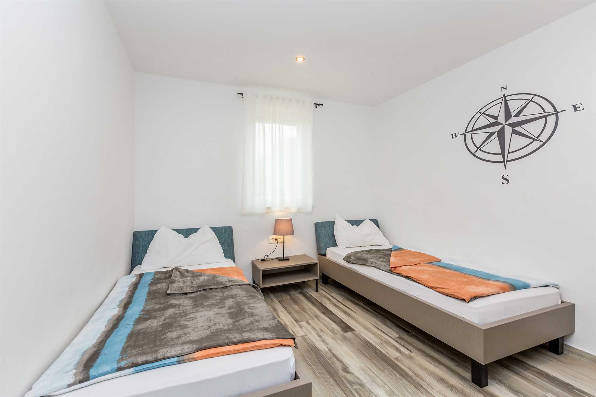 Beautiful holiday house ELEGANCE with heated pool