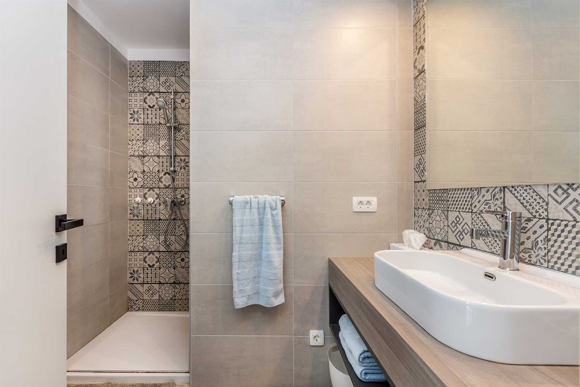 Beautiful holiday house ELEGANCE with heated pool