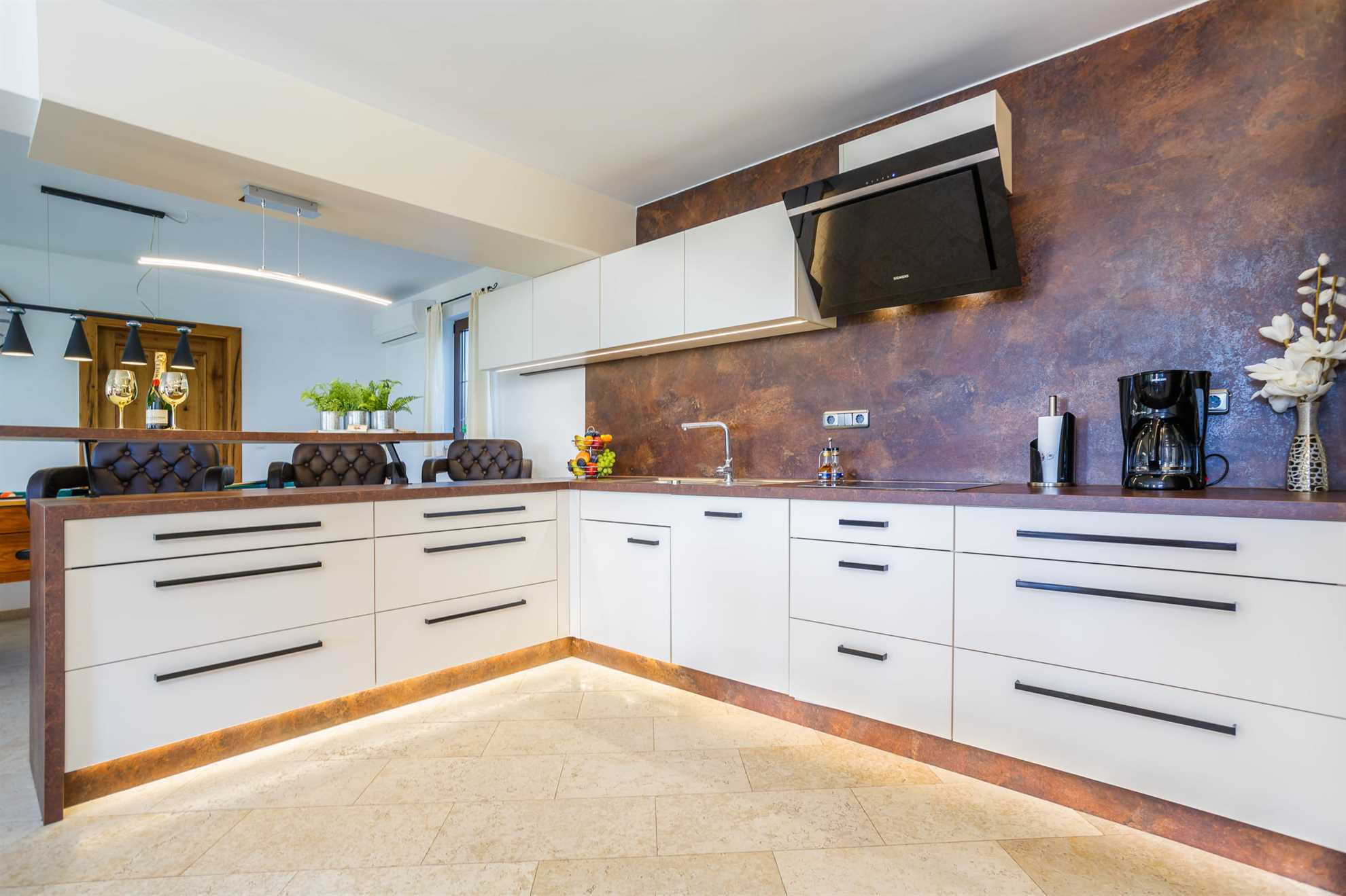 Villa KAMENICA con piscina esterna e interna e sauna