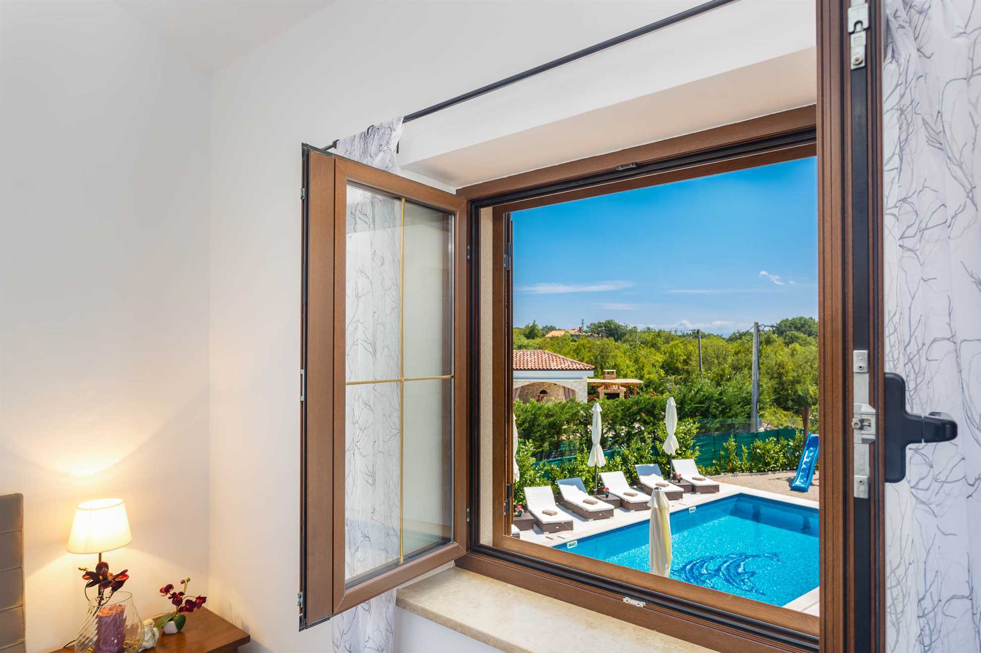 Villa KAMENICA con piscina esterna e interna e sauna