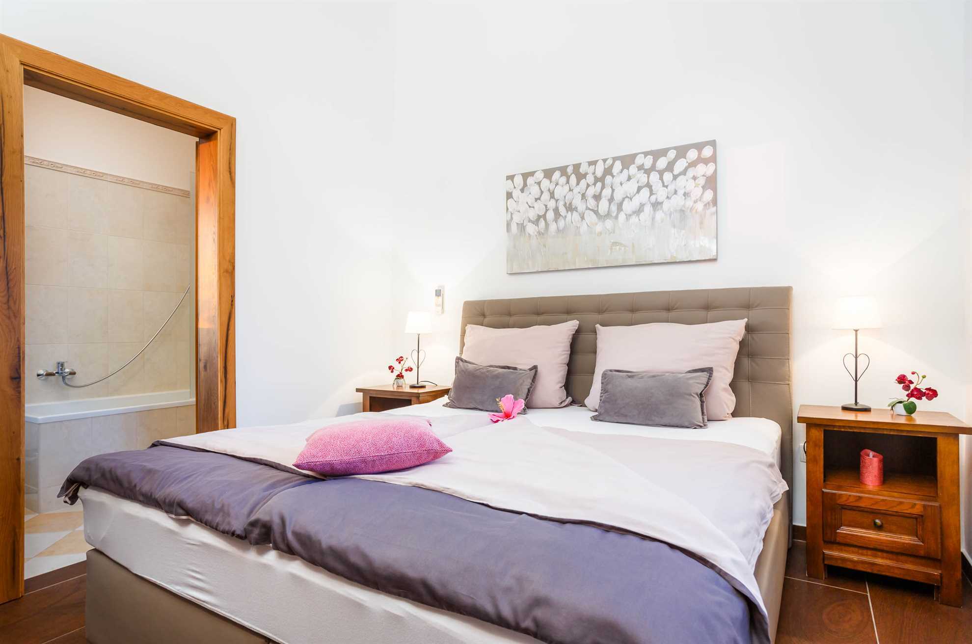 Villa KAMENICA con piscina esterna e interna e sauna