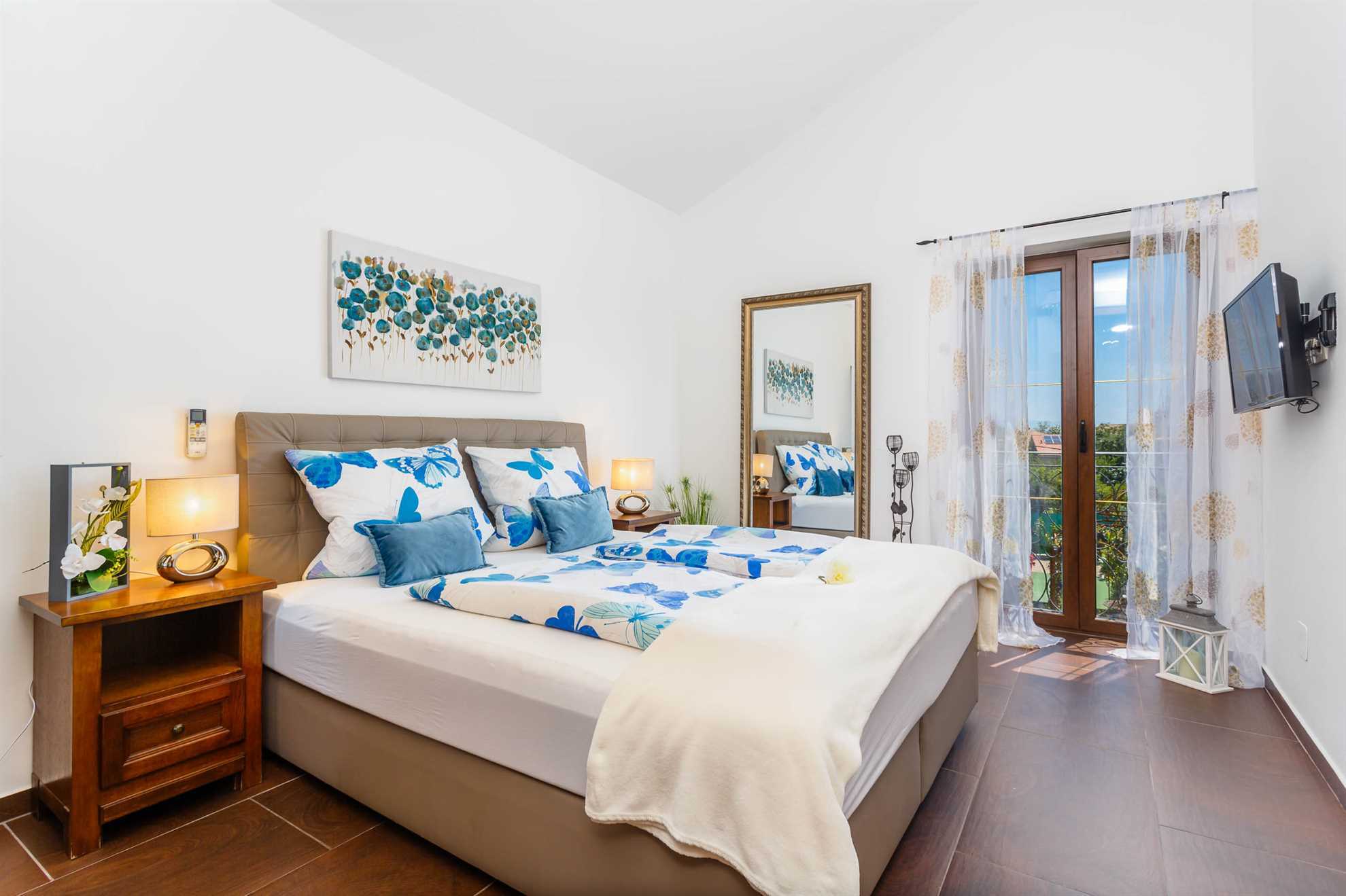 Villa KAMENICA con piscina esterna e interna e sauna