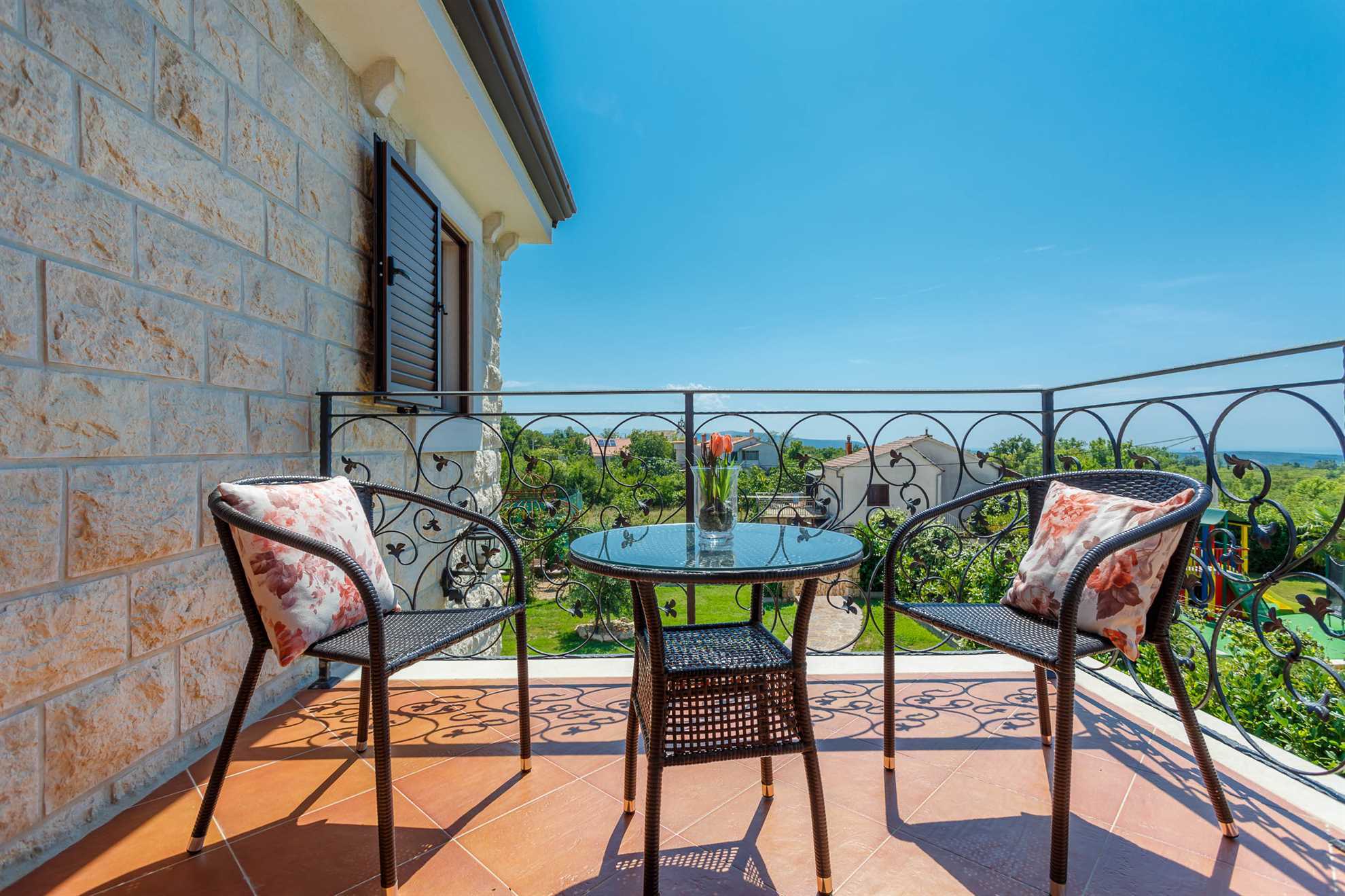 Villa KAMENICA con piscina esterna e interna e sauna