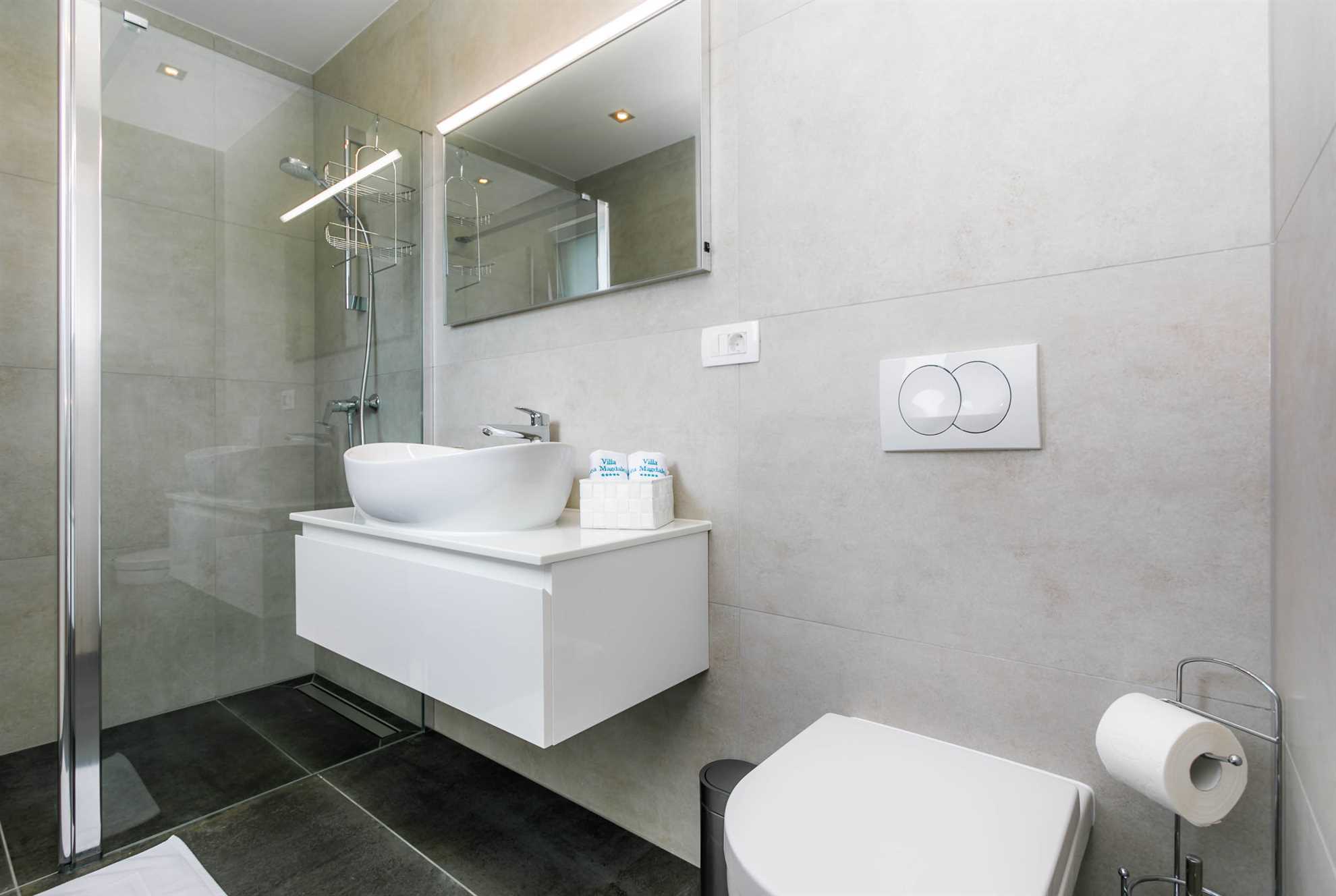 Luxury villa LEA MAGDALENA with heated pool