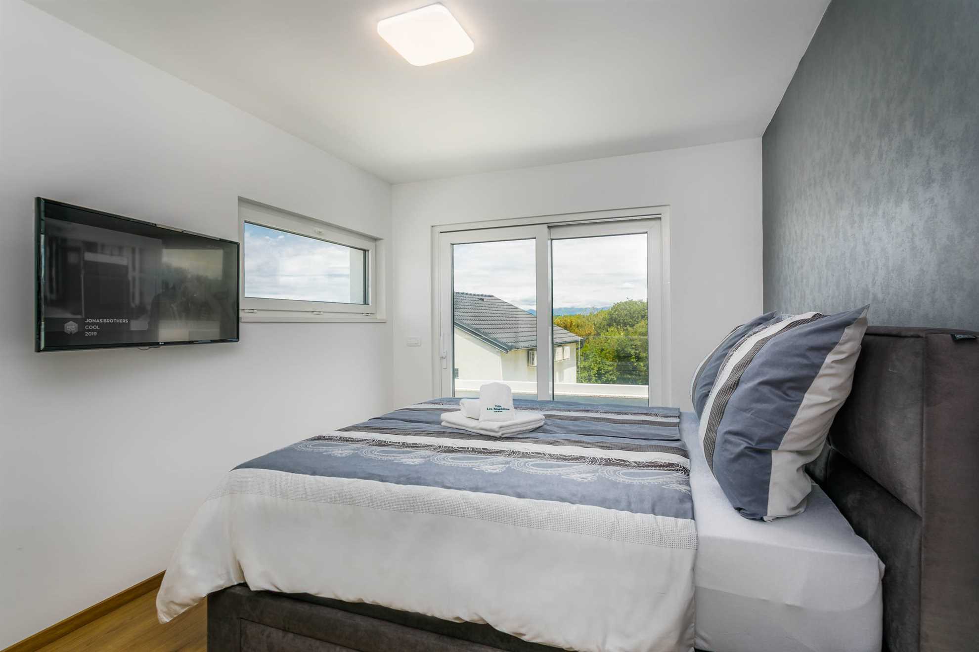 Luxury villa LEA MAGDALENA with heated pool