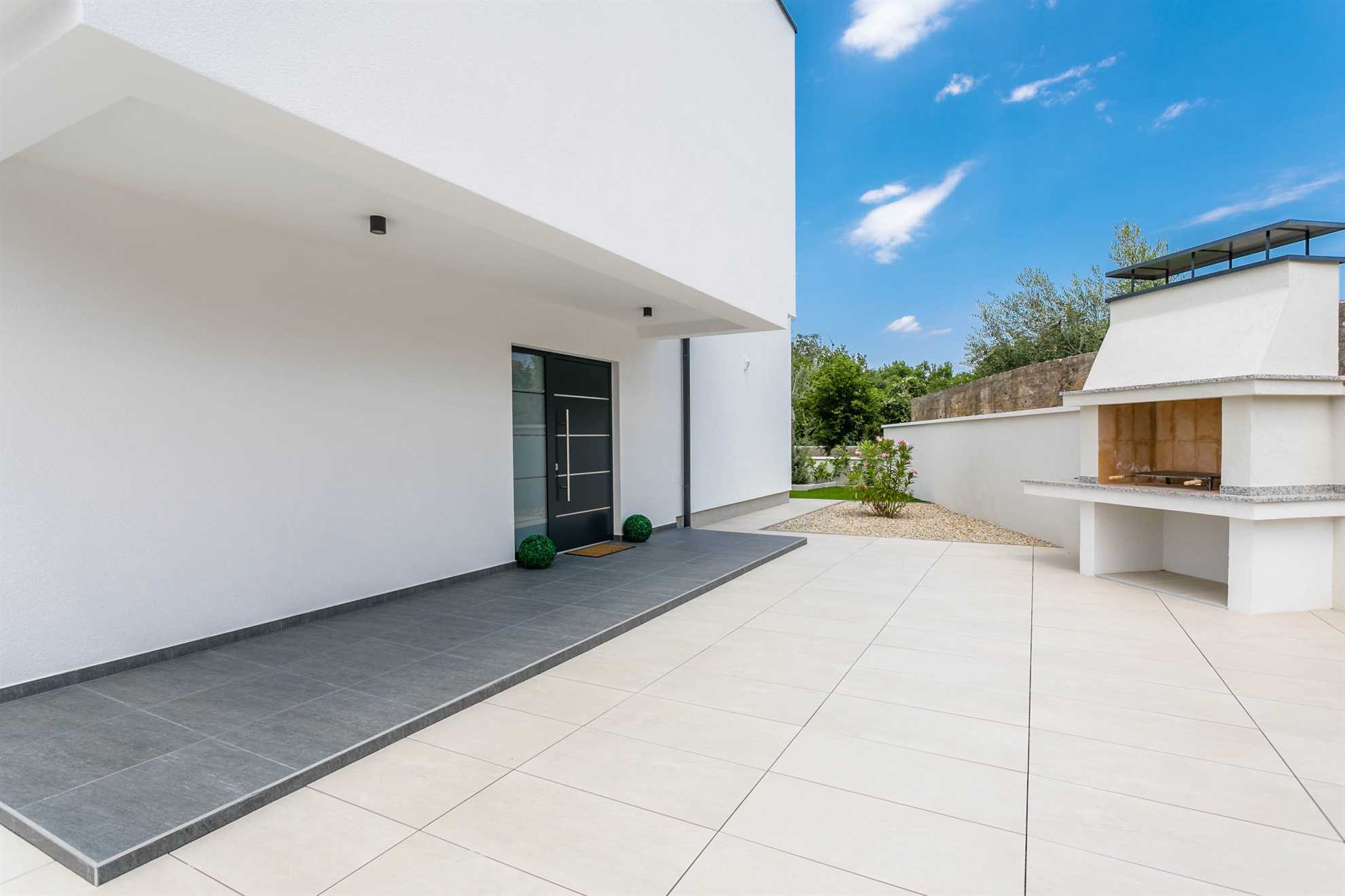 Luxury villa LEA MAGDALENA with heated pool
