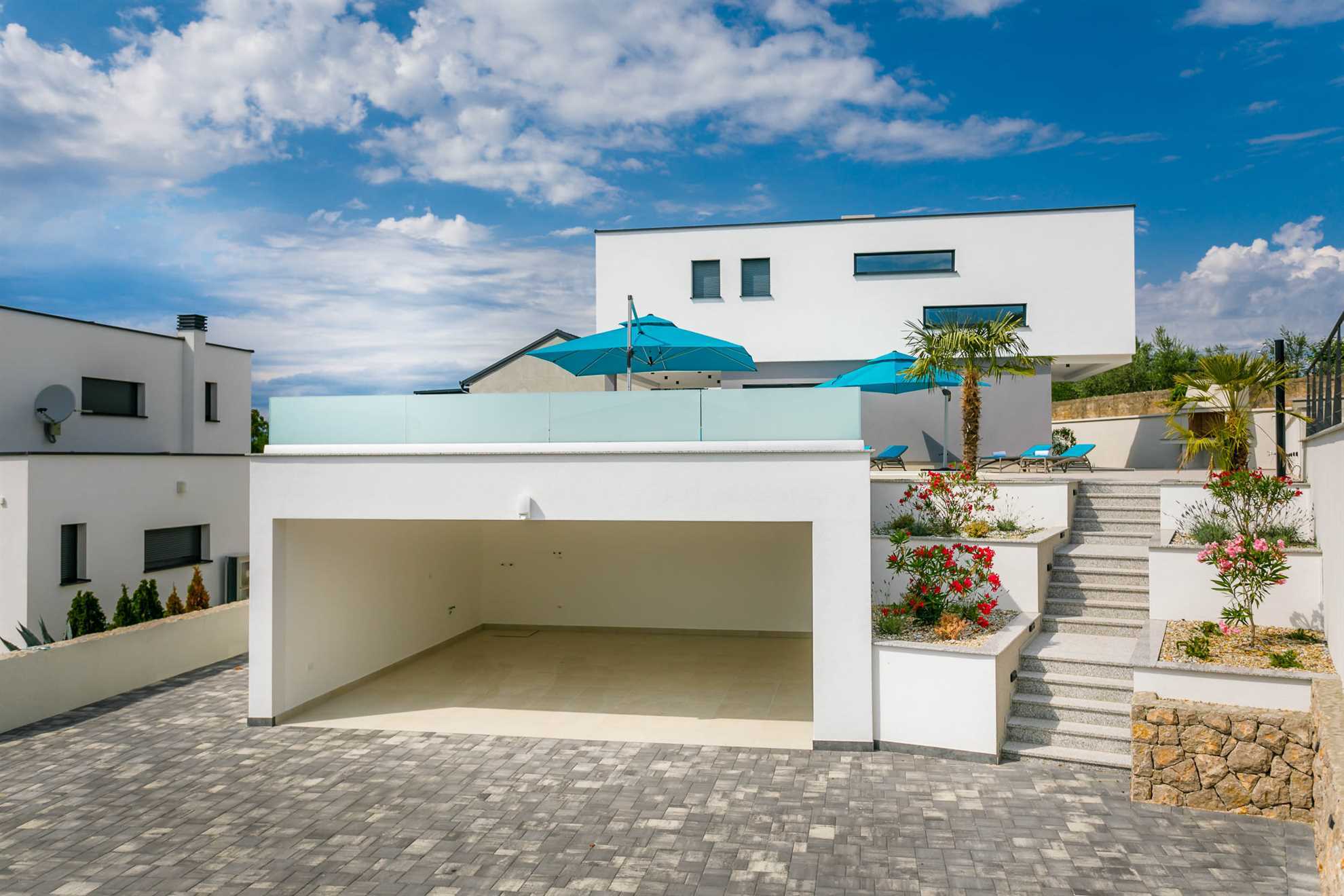 Luxury villa LEA MAGDALENA with heated pool