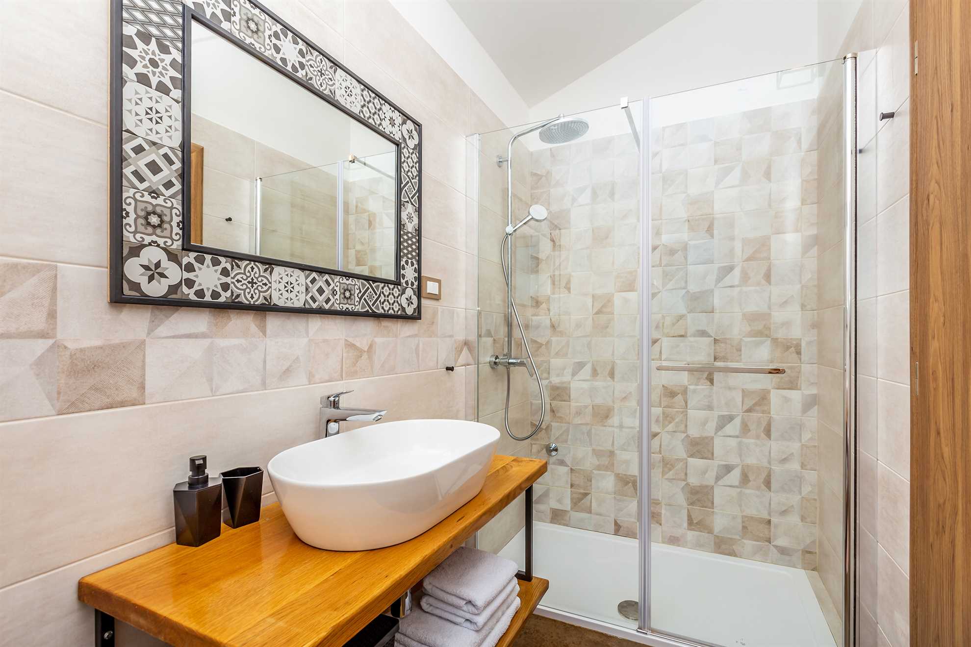 Appartamento VIKTORIJA con piscina privata