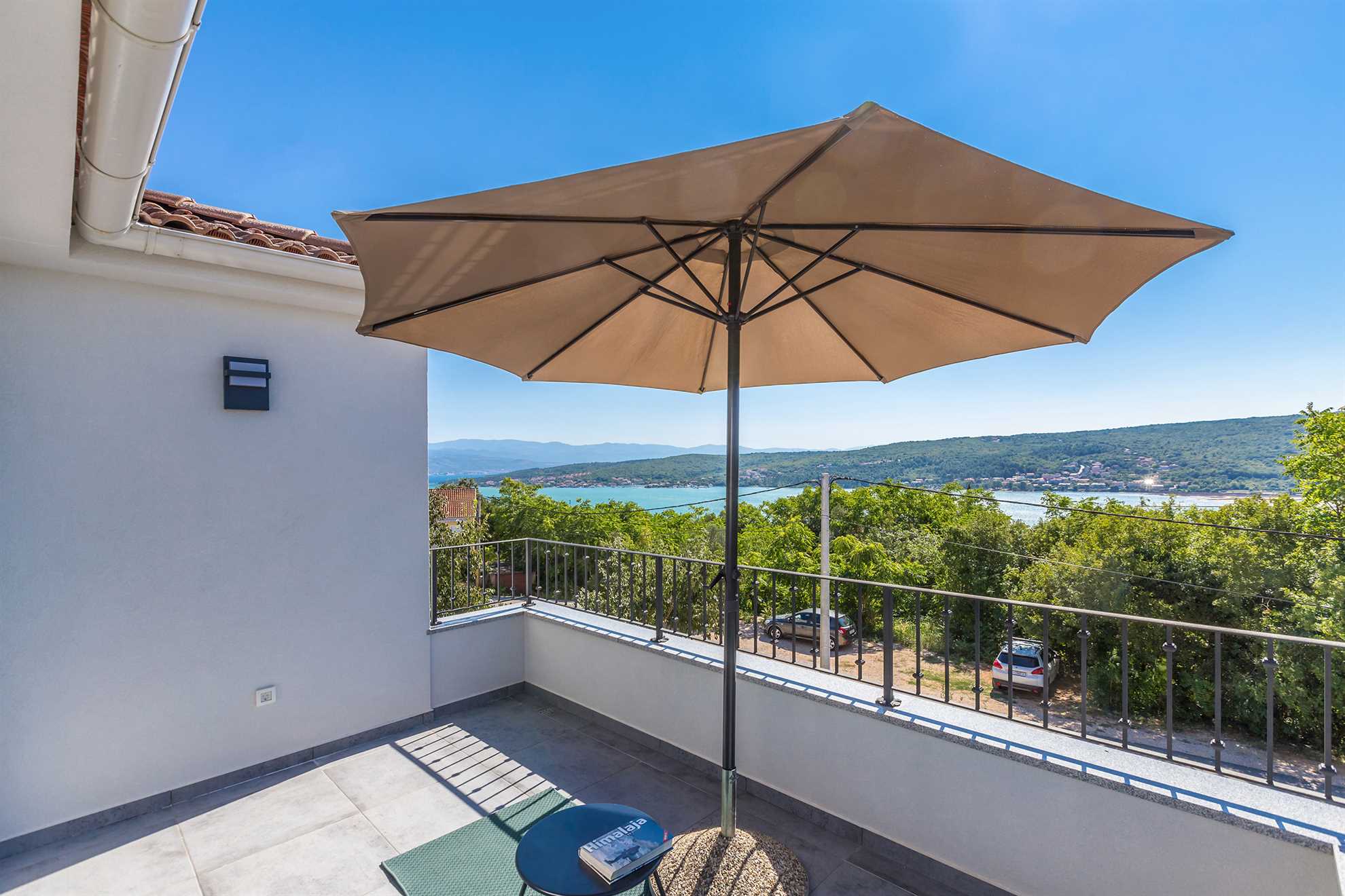 Appartamento VIKTORIJA con piscina privata