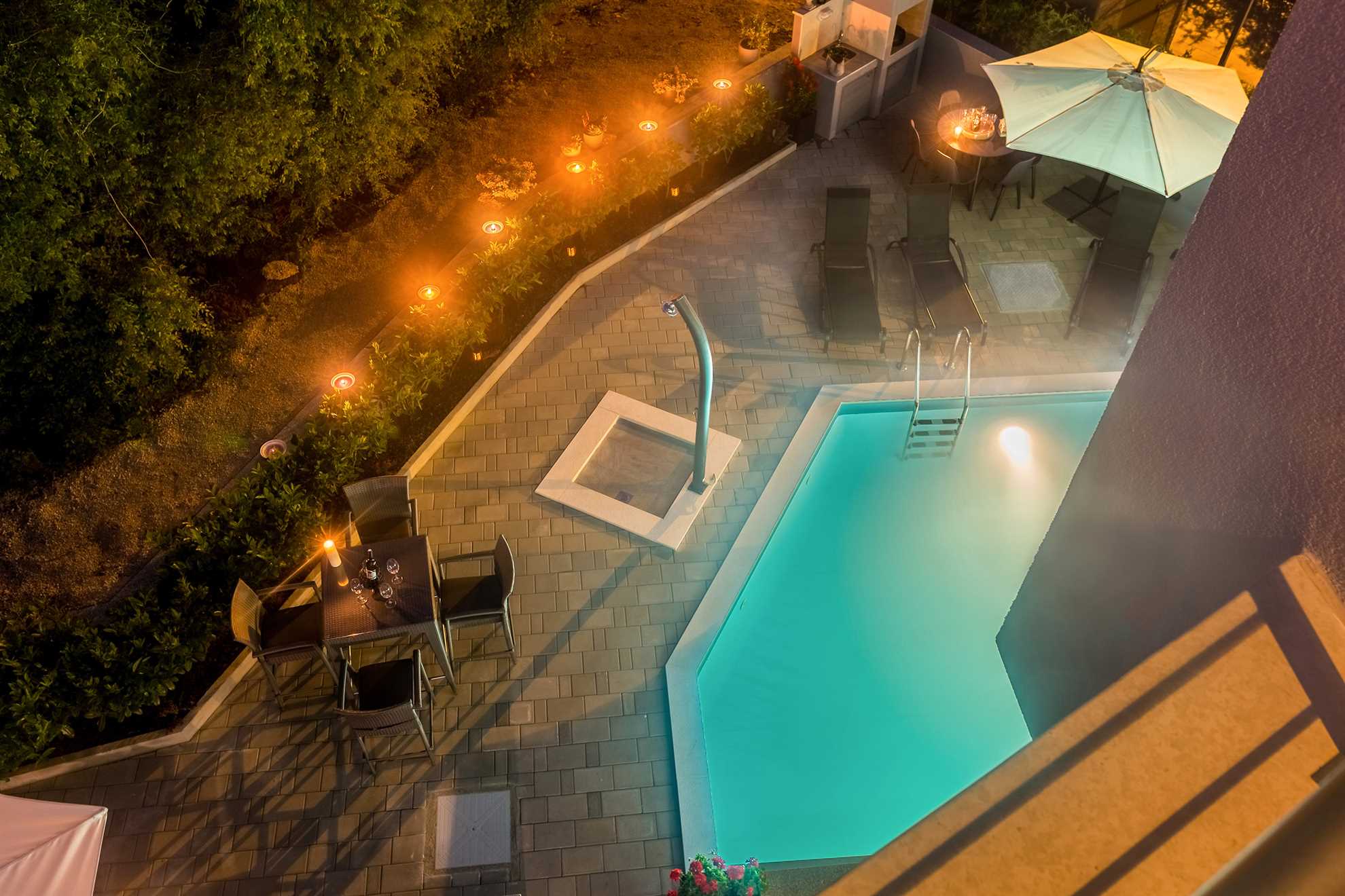 Apartment LAGANINI II with shared pool