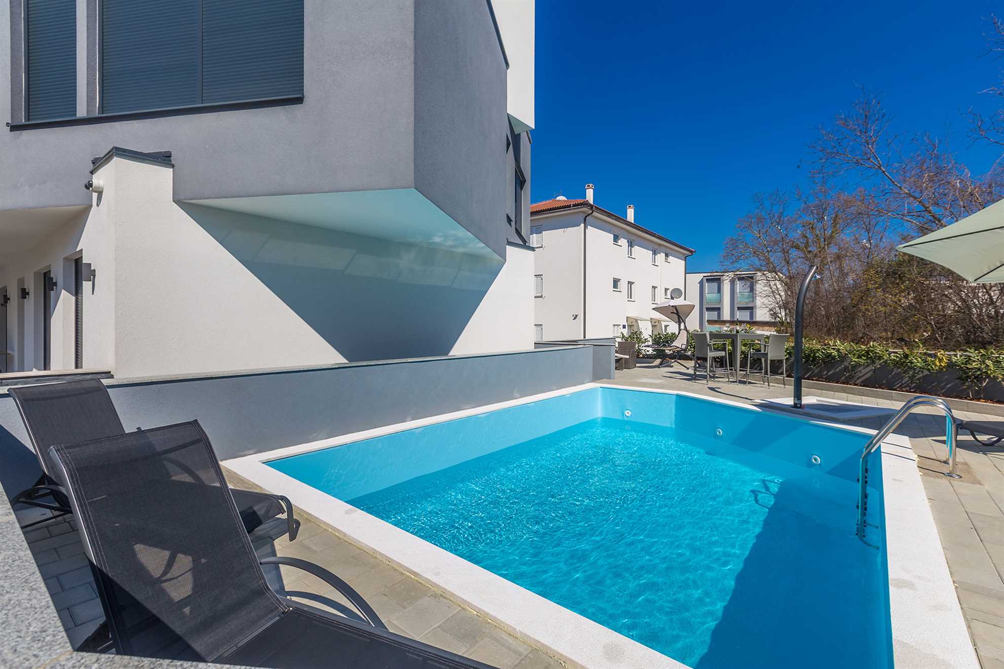 Apartment LAGANINI II with shared pool