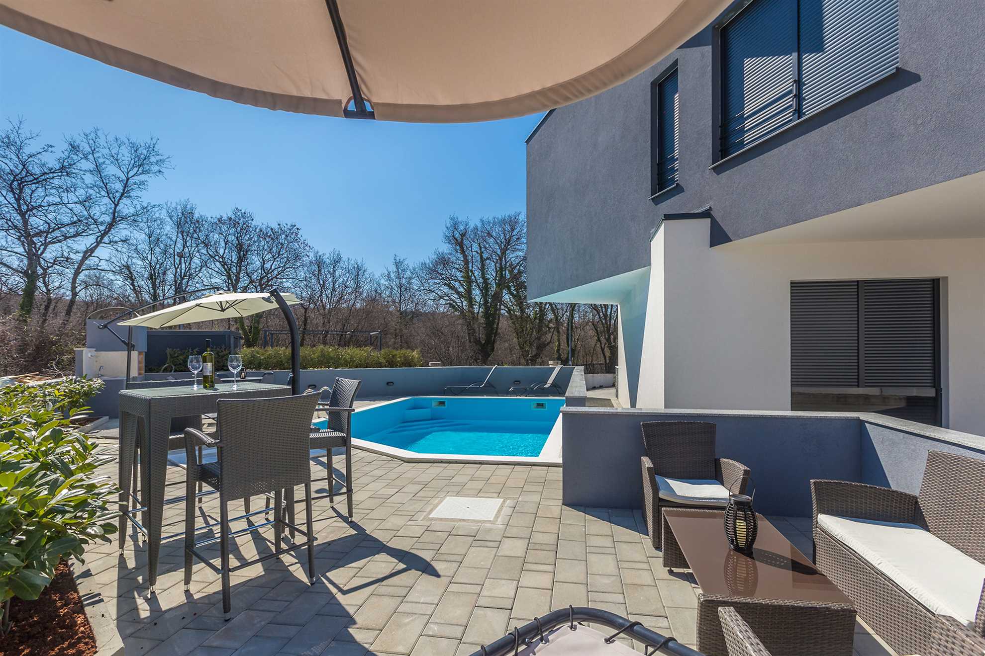 Apartment LAGANINI II with shared pool