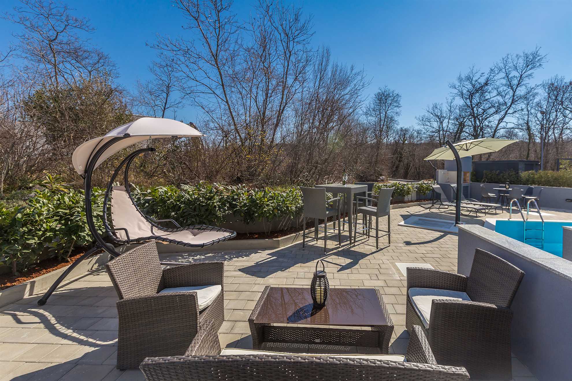 Apartment LAGANINI II with shared pool