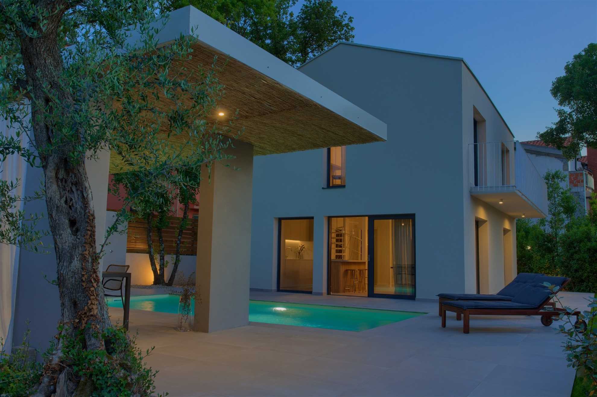 Beautiful holiday house MALA with heated pool