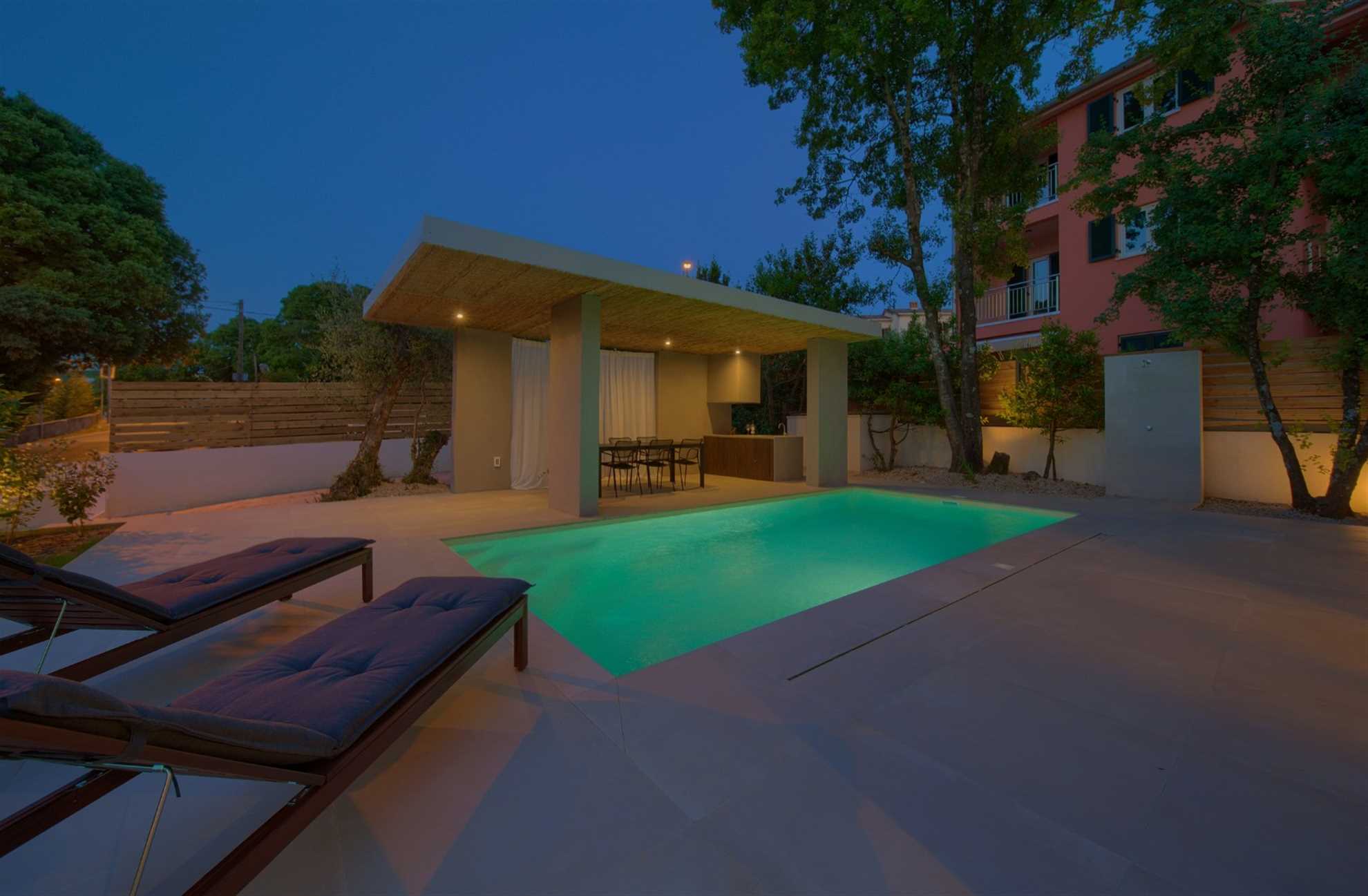 Beautiful holiday house MALA with heated pool