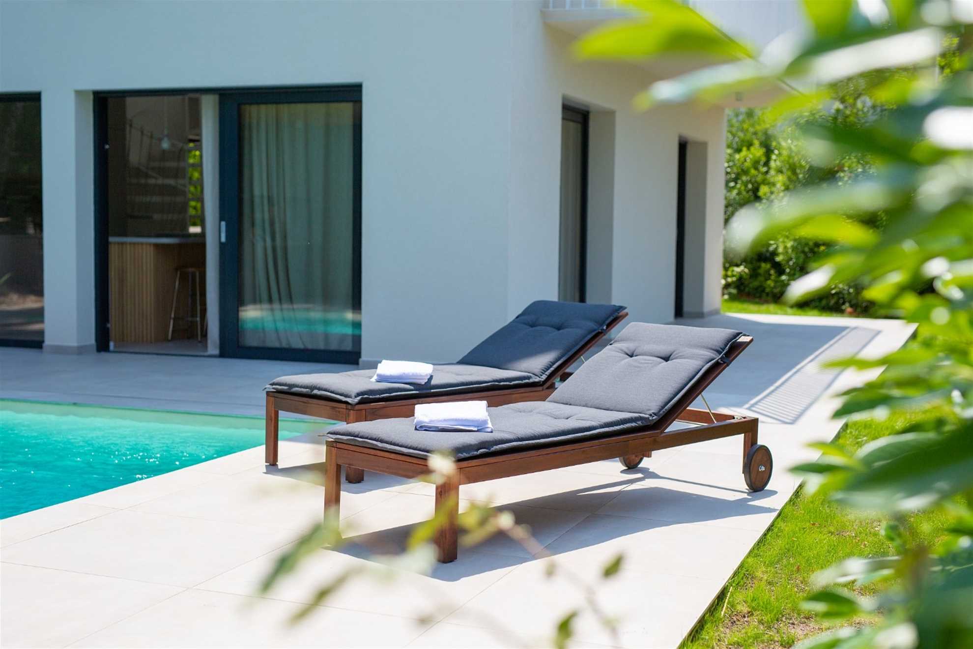 Beautiful holiday house MALA with heated pool