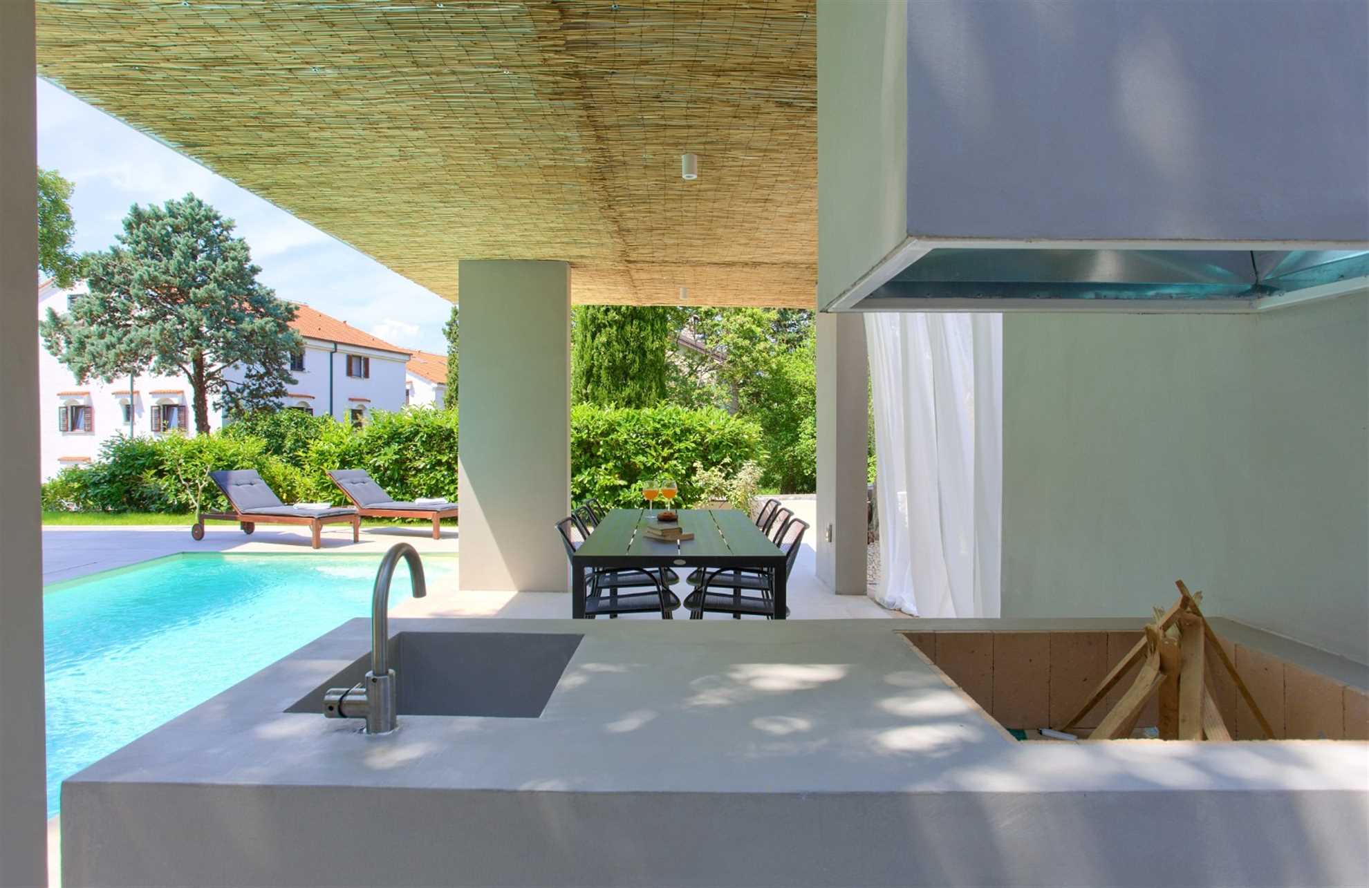 Beautiful holiday house MALA with heated pool