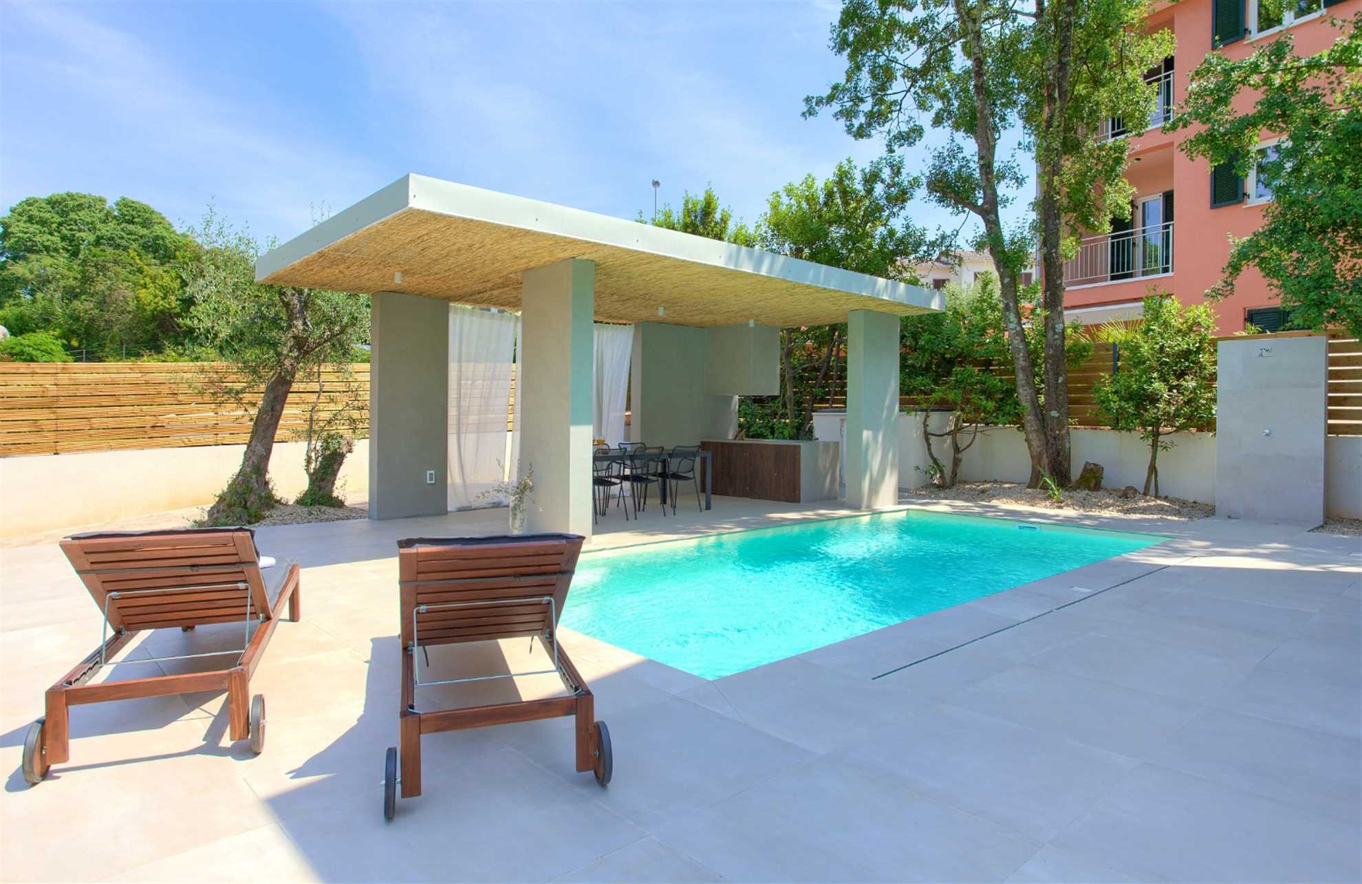 Beautiful holiday house MALA with heated pool