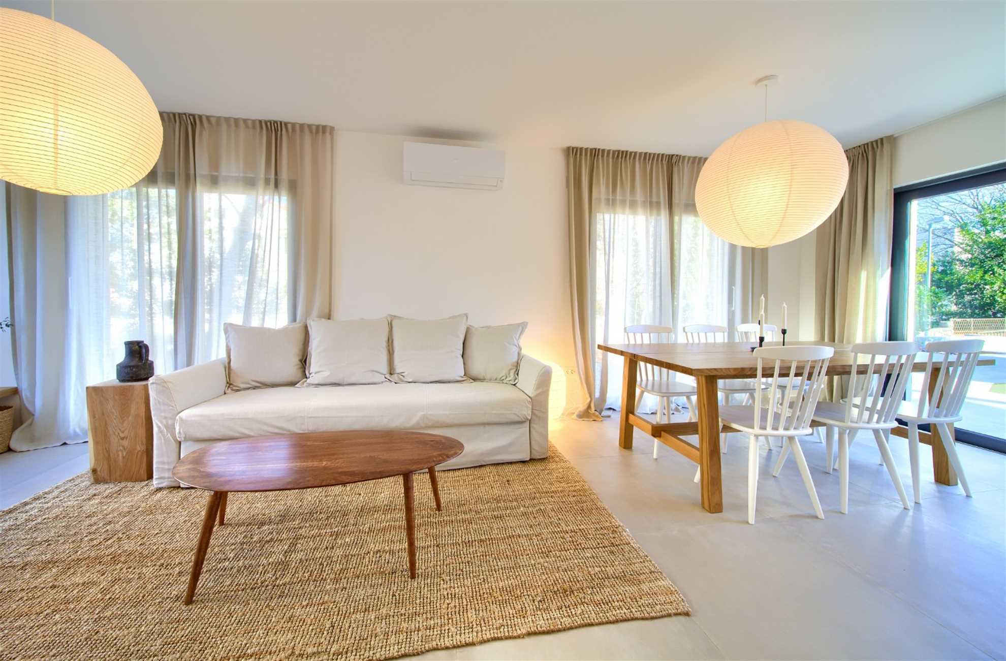 Beautiful holiday house MALA with heated pool