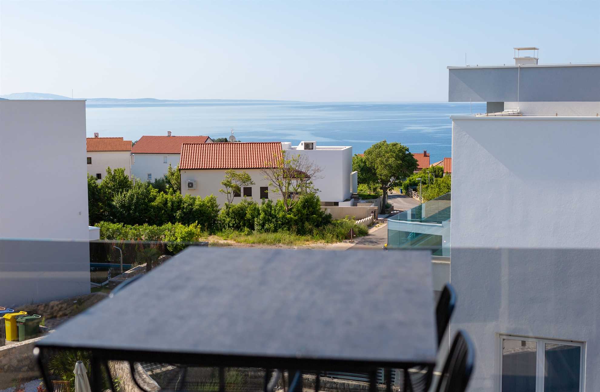 Apartment JOY with sea view and hot tub