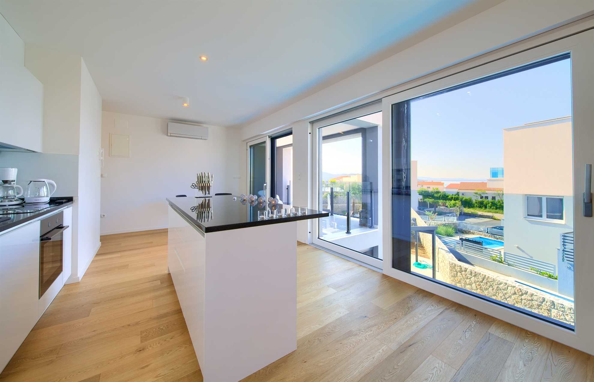 Apartment JOY with sea view and hot tub