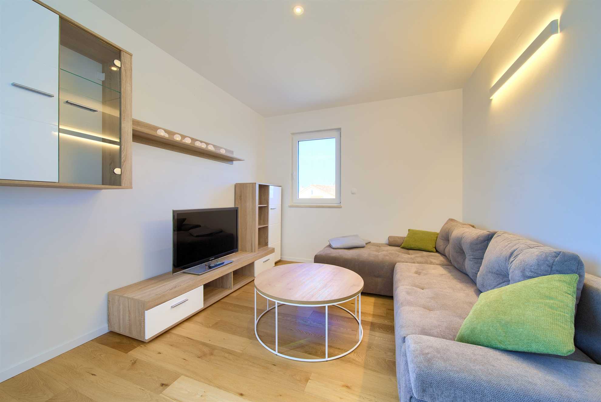 Apartment JOY with sea view and hot tub