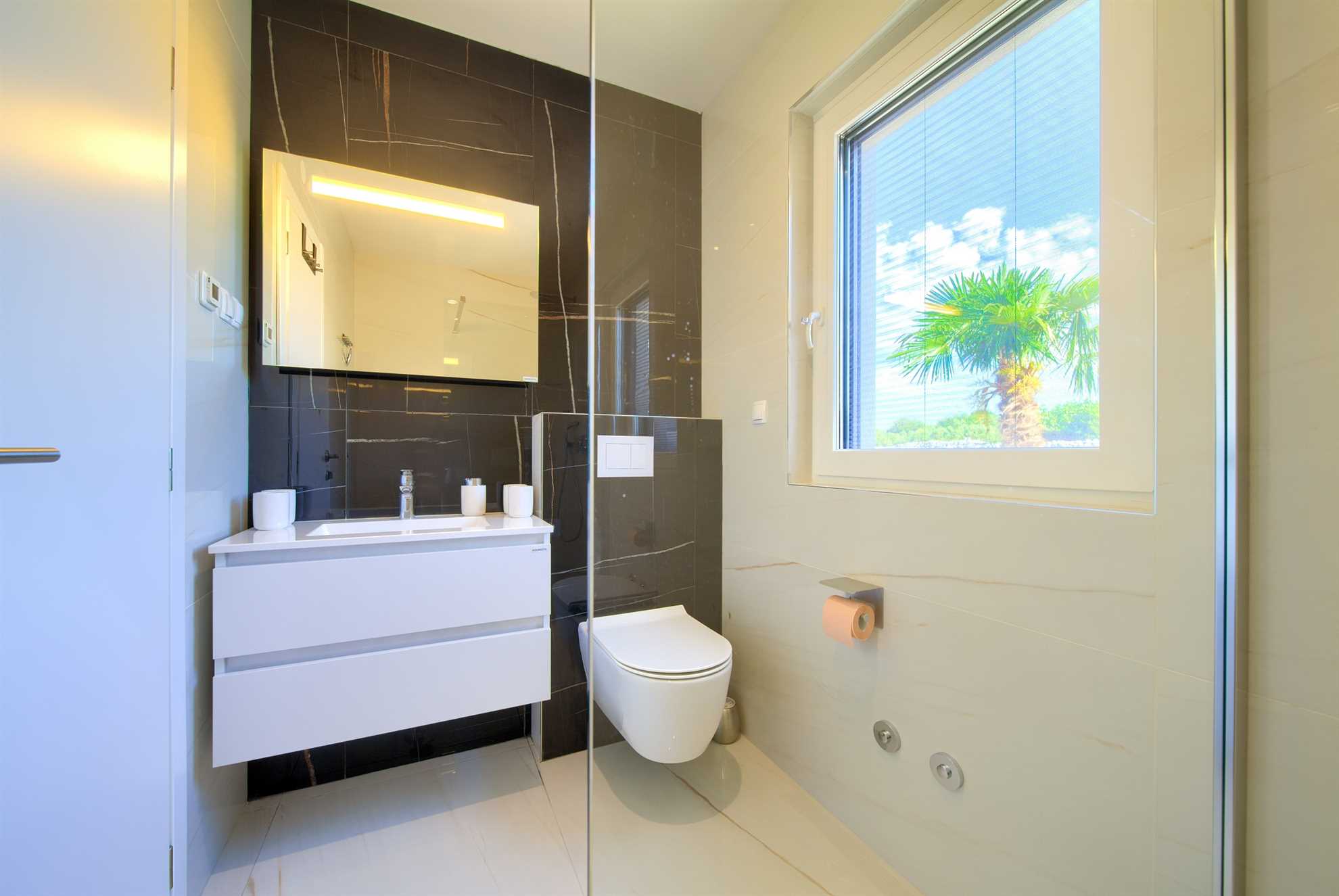 Apartment JOY with sea view and hot tub