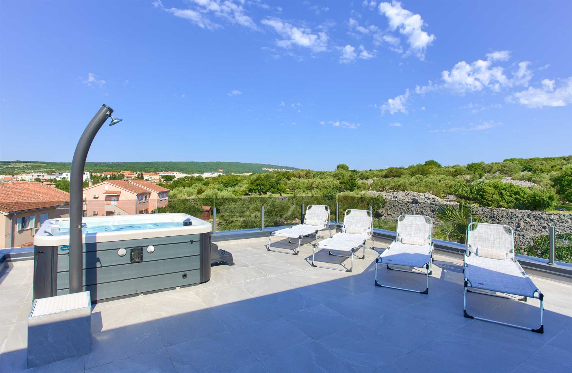 Apartment JOY with sea view and hot tub