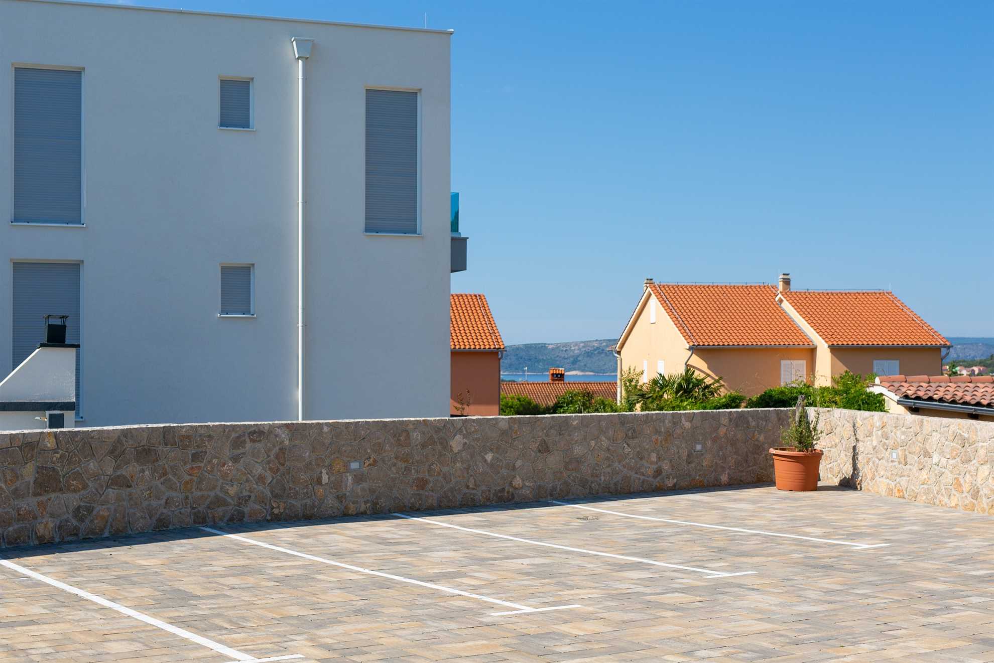 Apartment JOY with sea view and hot tub