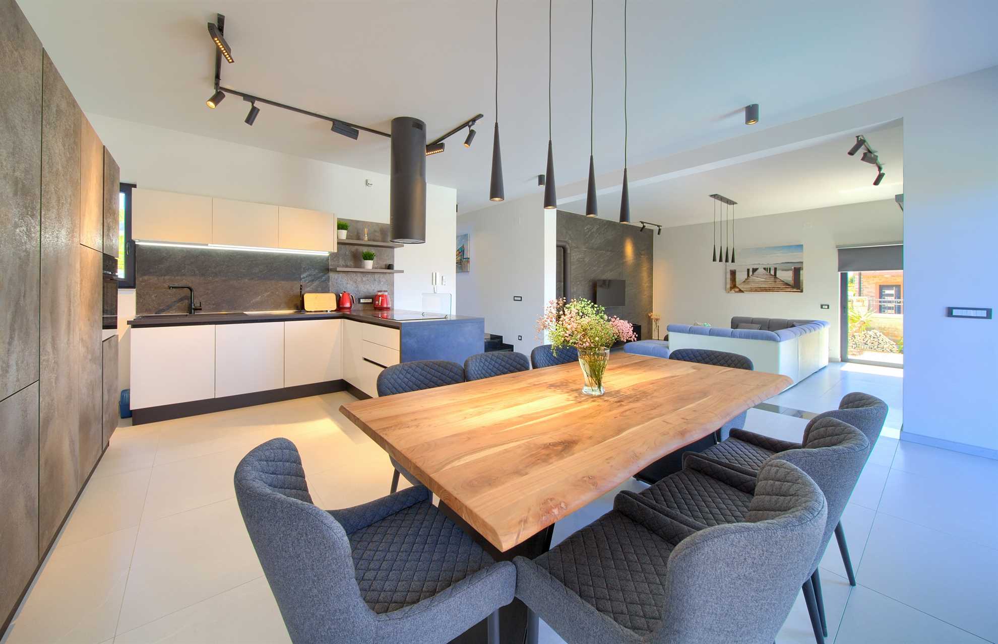 Lussuosa villa Lucija con piscina riscaldata