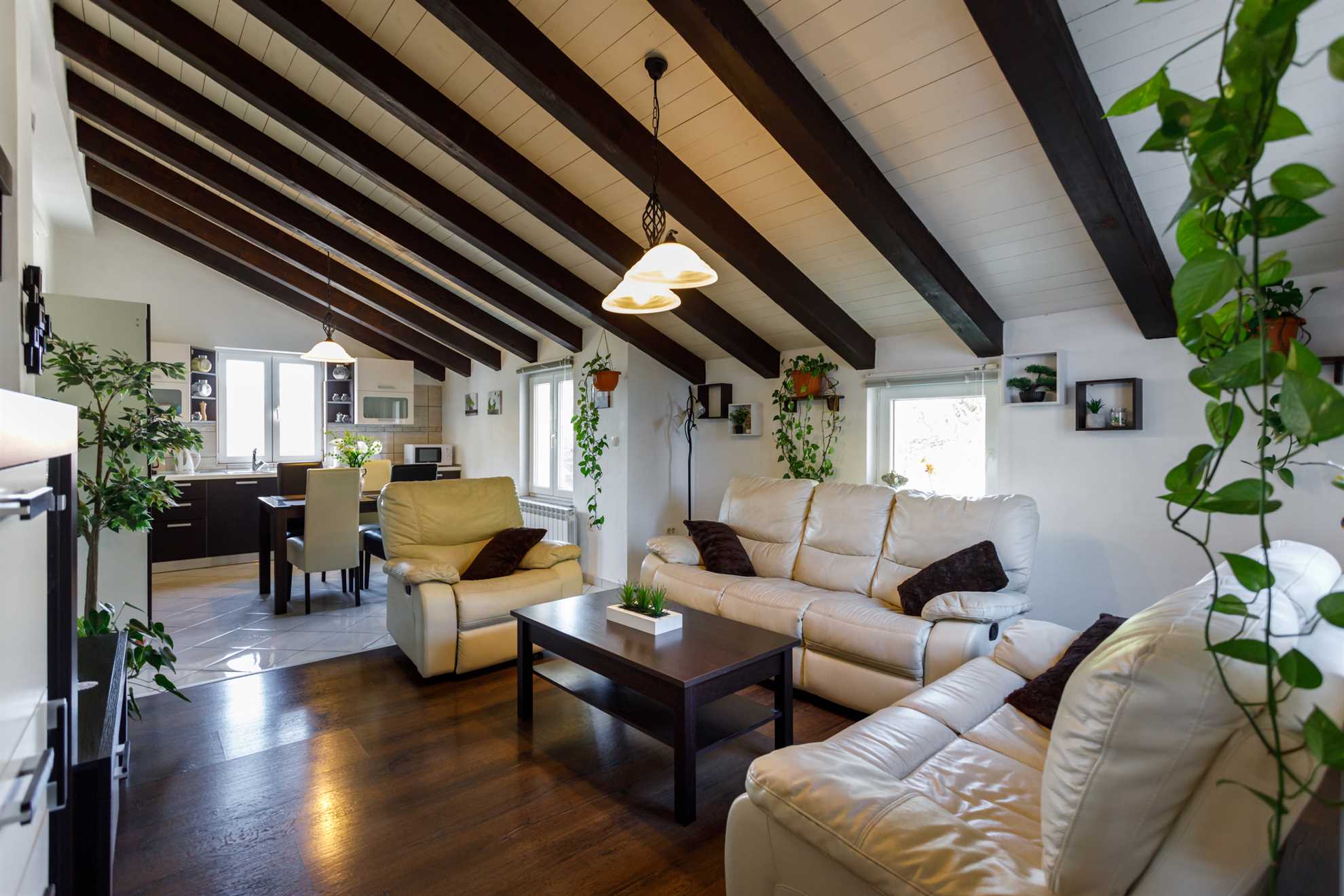 Rustic apartment EVELIN close to the beach