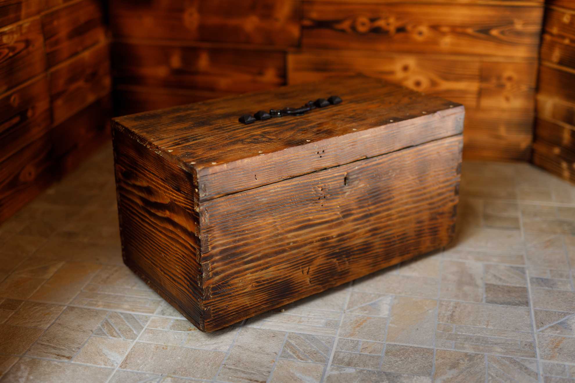 Rustic apartment EVELIN close to the beach