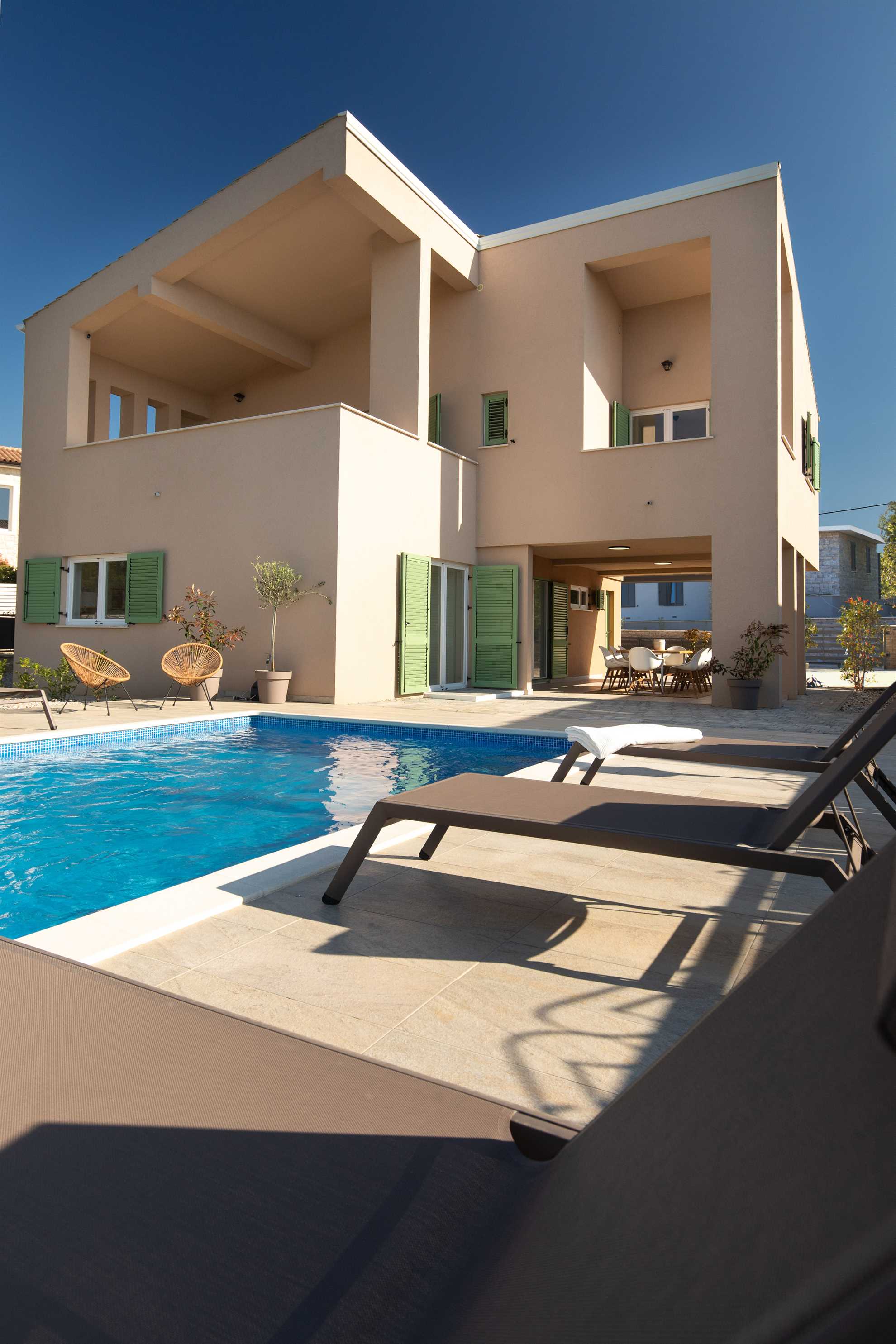 Villa OLIVE OCEAN mit Pool und Meerblick