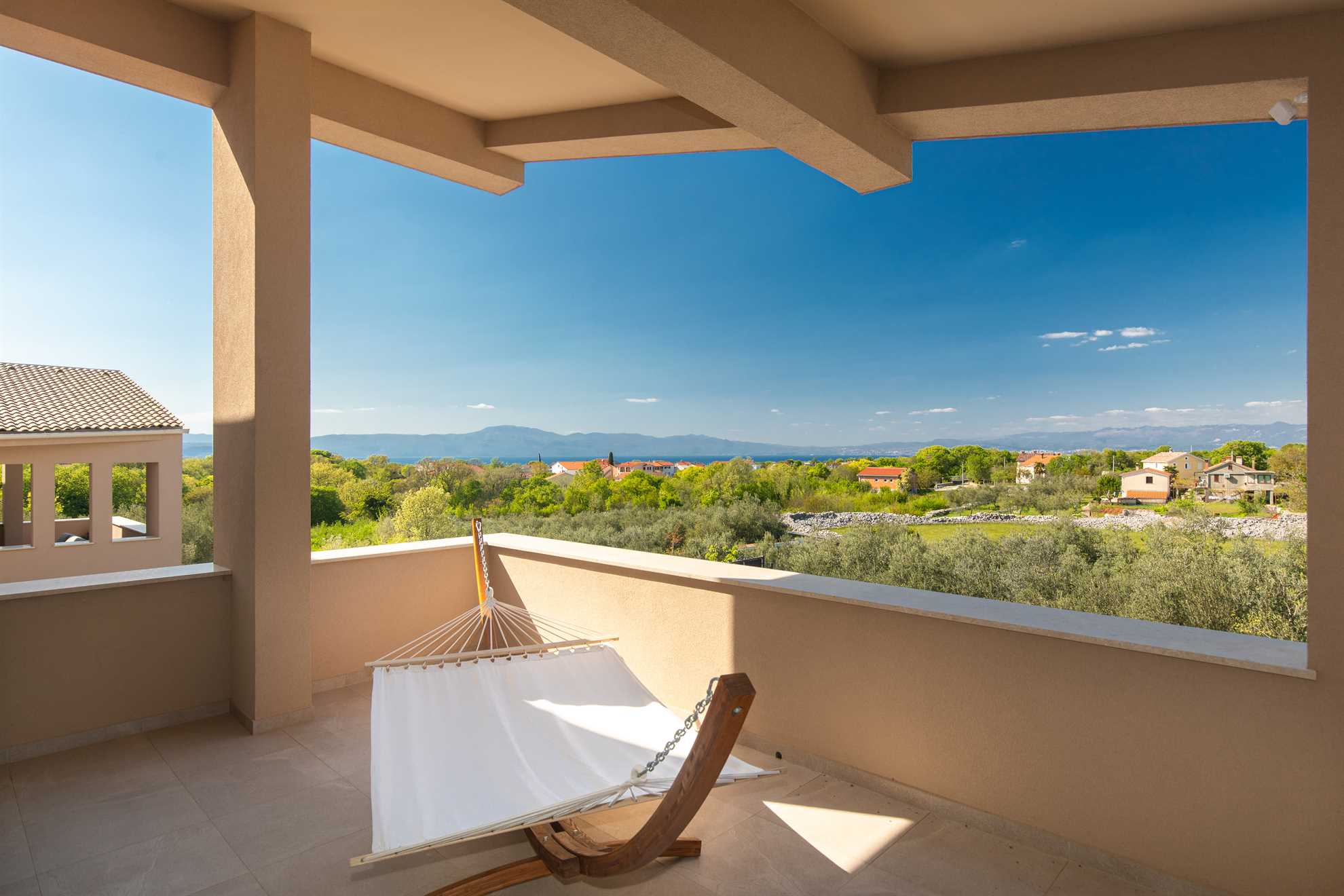Villa OLIVE OCEAN mit Pool und Meerblick