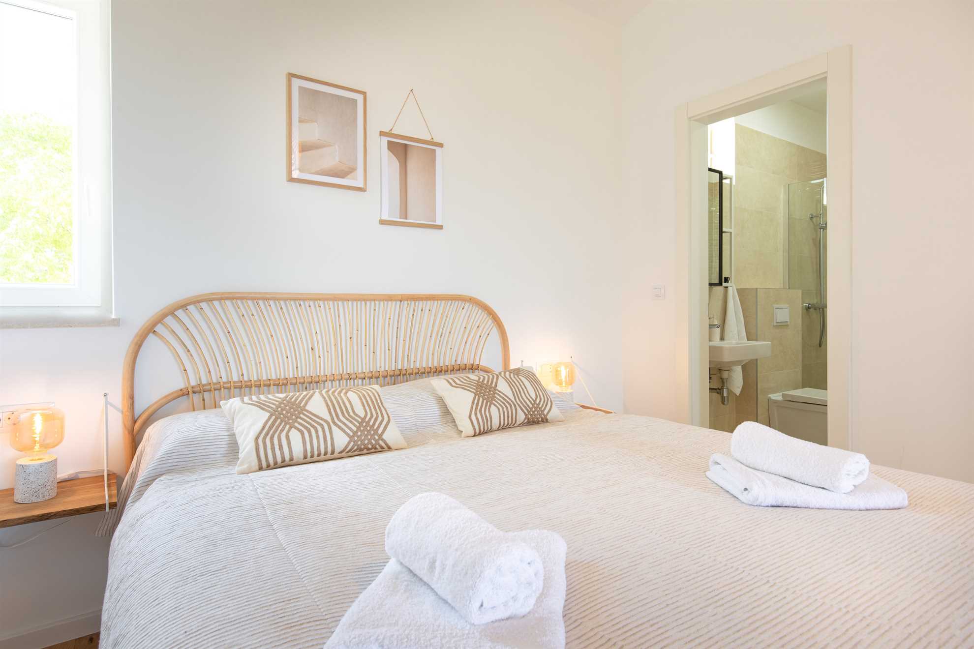 Villa OLIVE OCEAN mit Pool und Meerblick