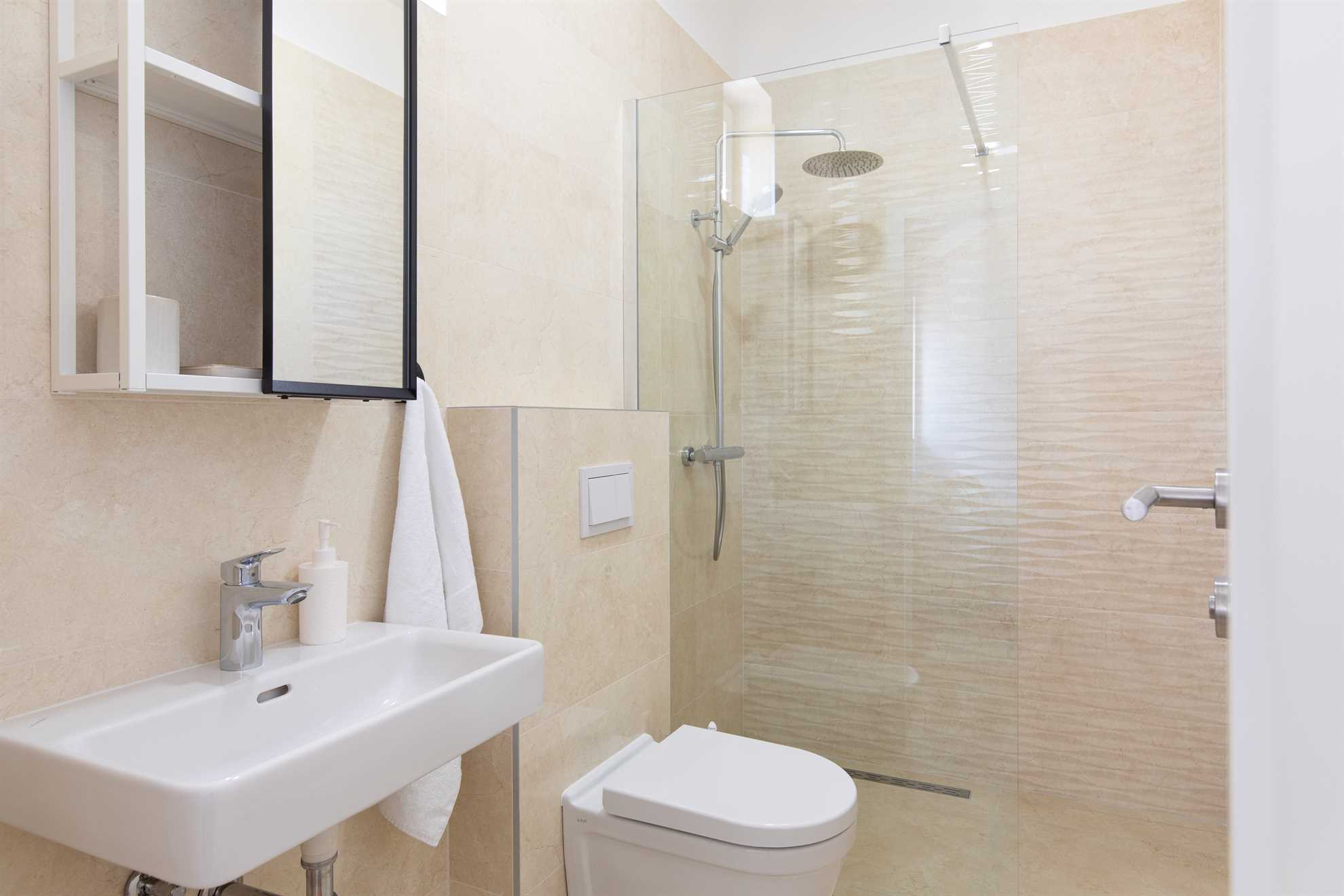 Villa OLIVE OCEAN mit Pool und Meerblick