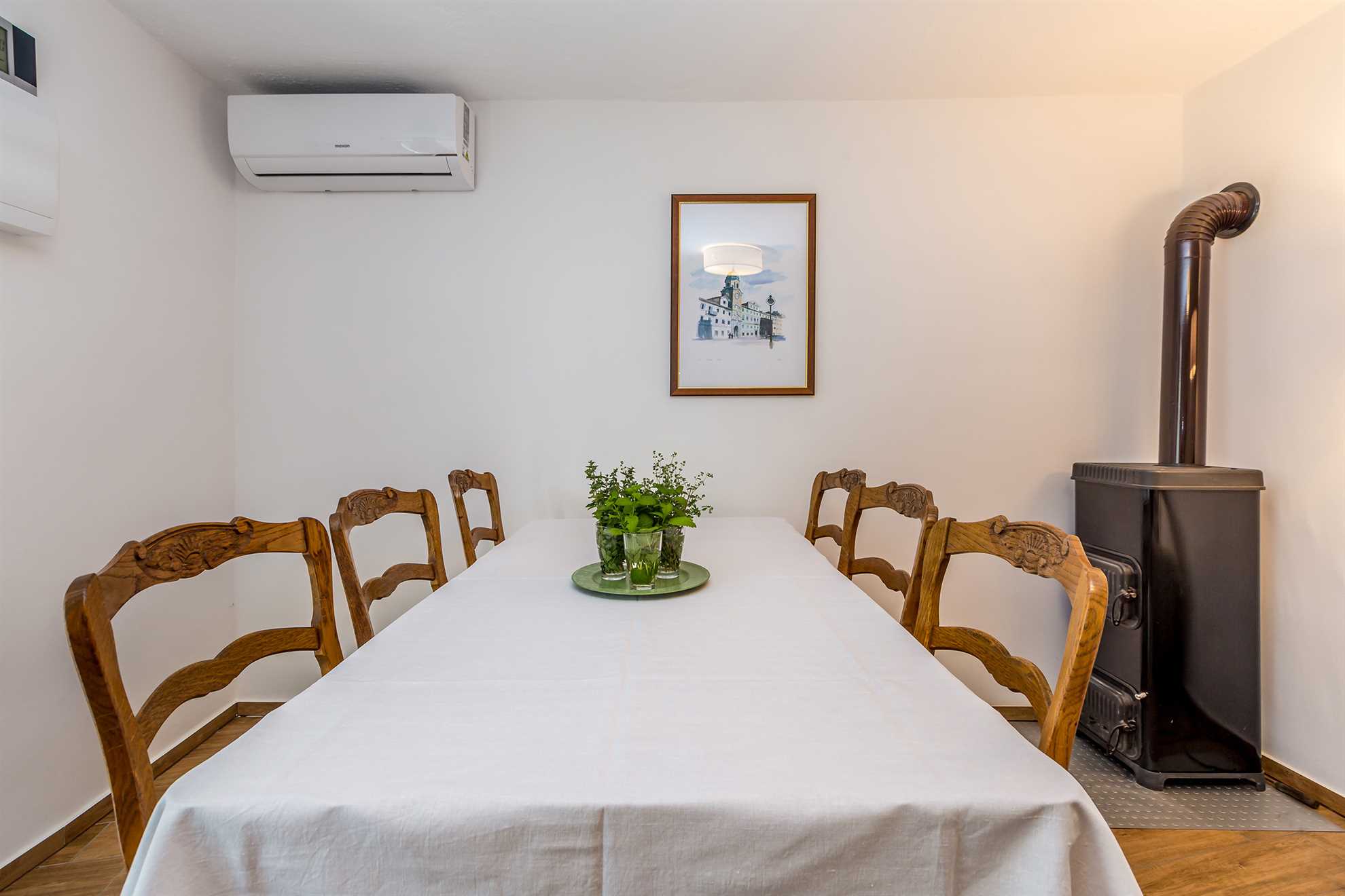 Kuća za odmor DUNJA sa privatnim bazenom