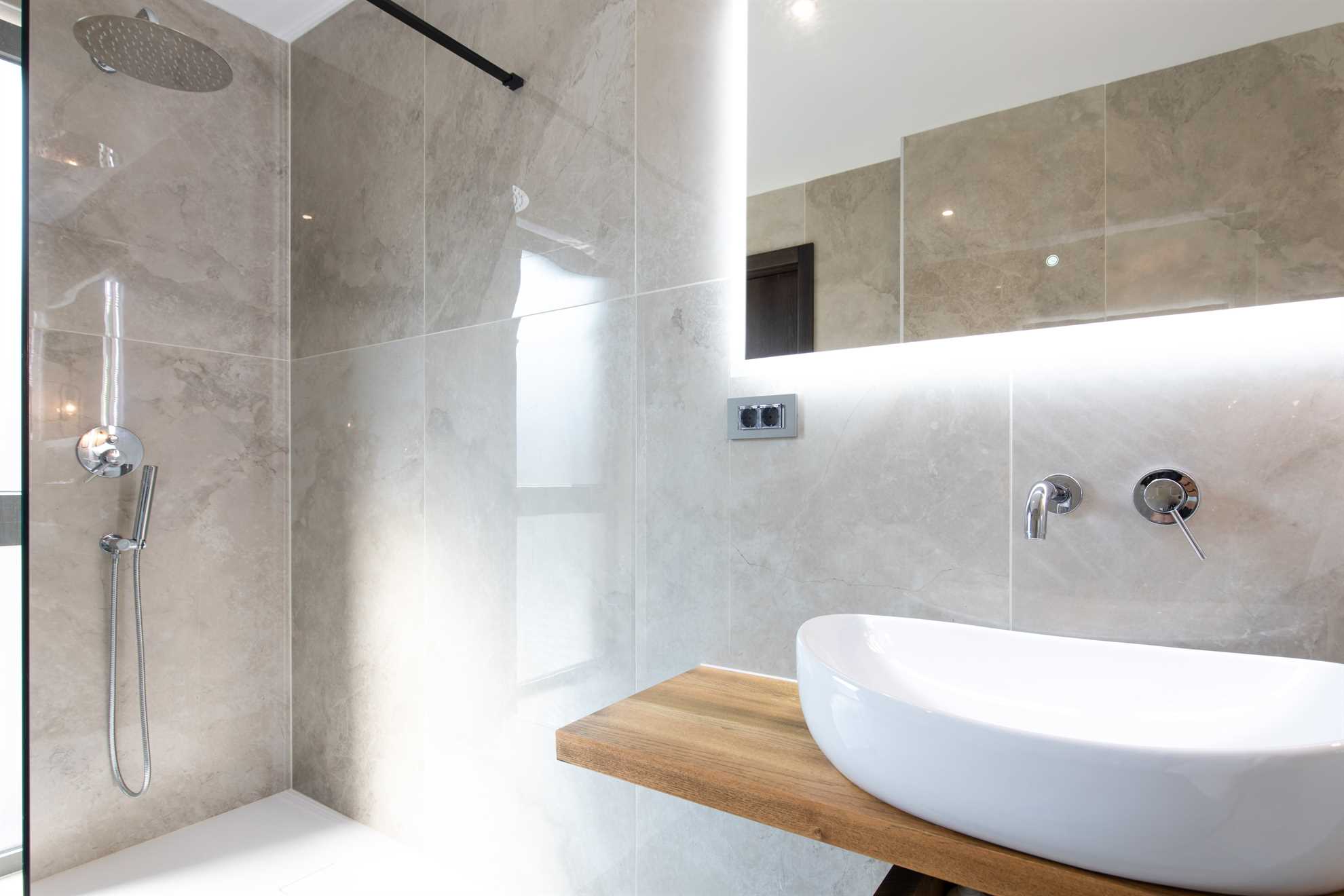 Luxusvilla LORKIA mit Sauna und Whirlpool