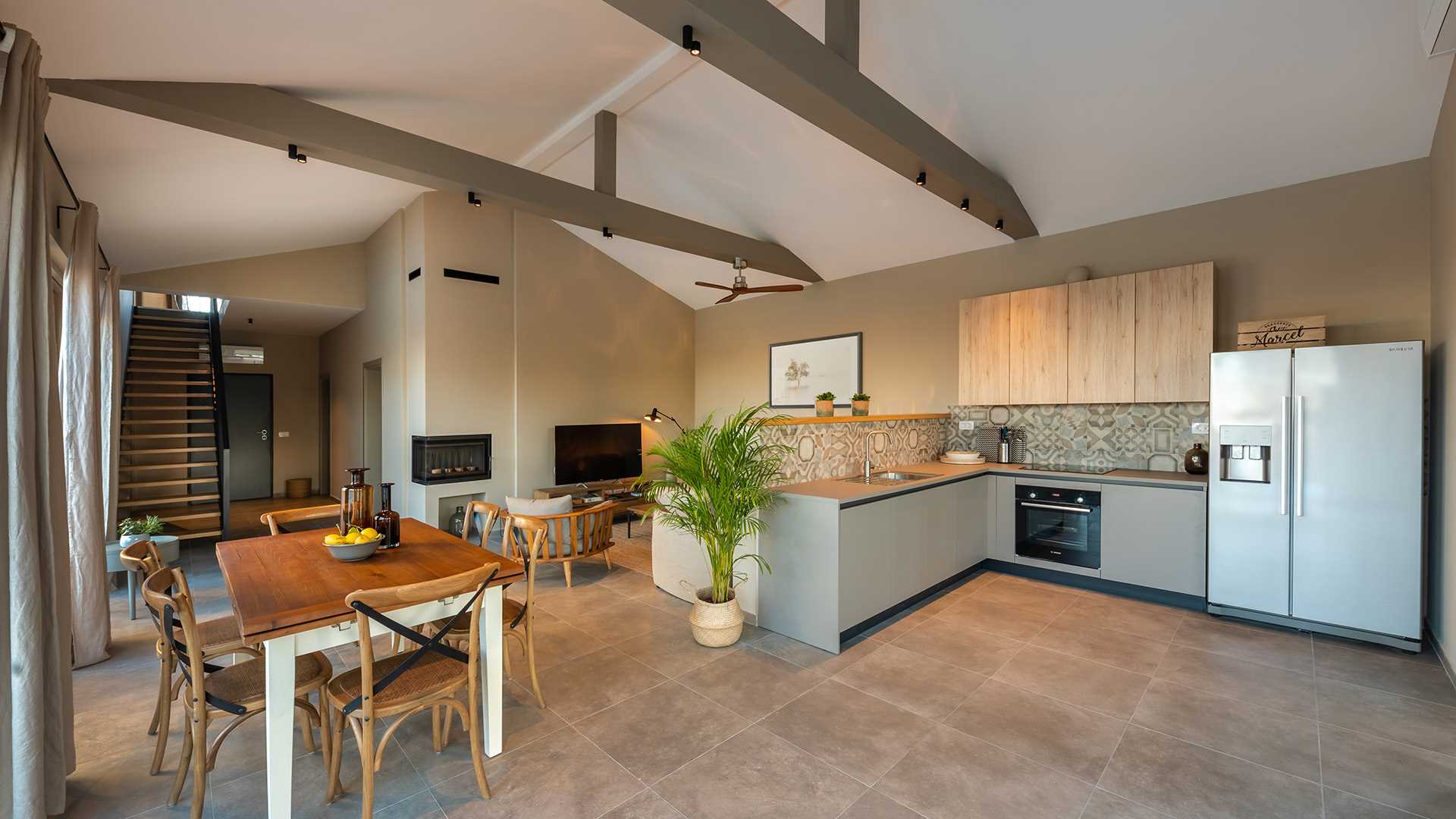 Villa Gardenia with pool and garden