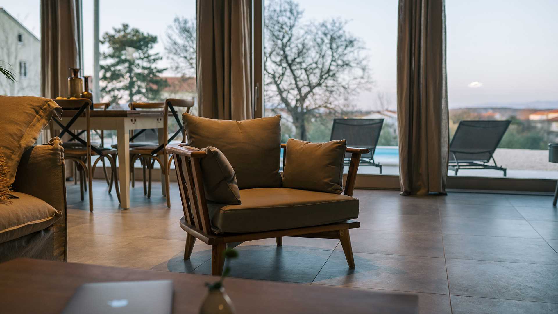 Villa Gardenia with pool and garden