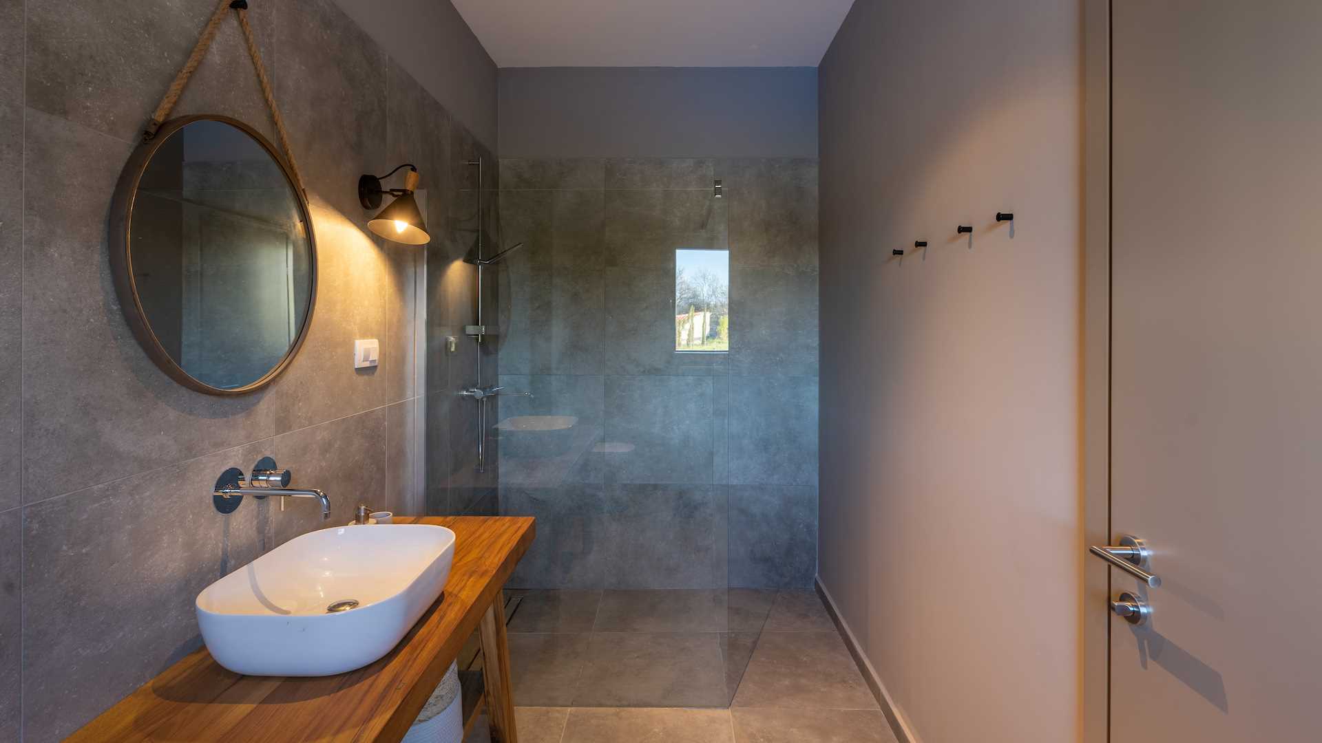 Villa Gardenia with pool and garden